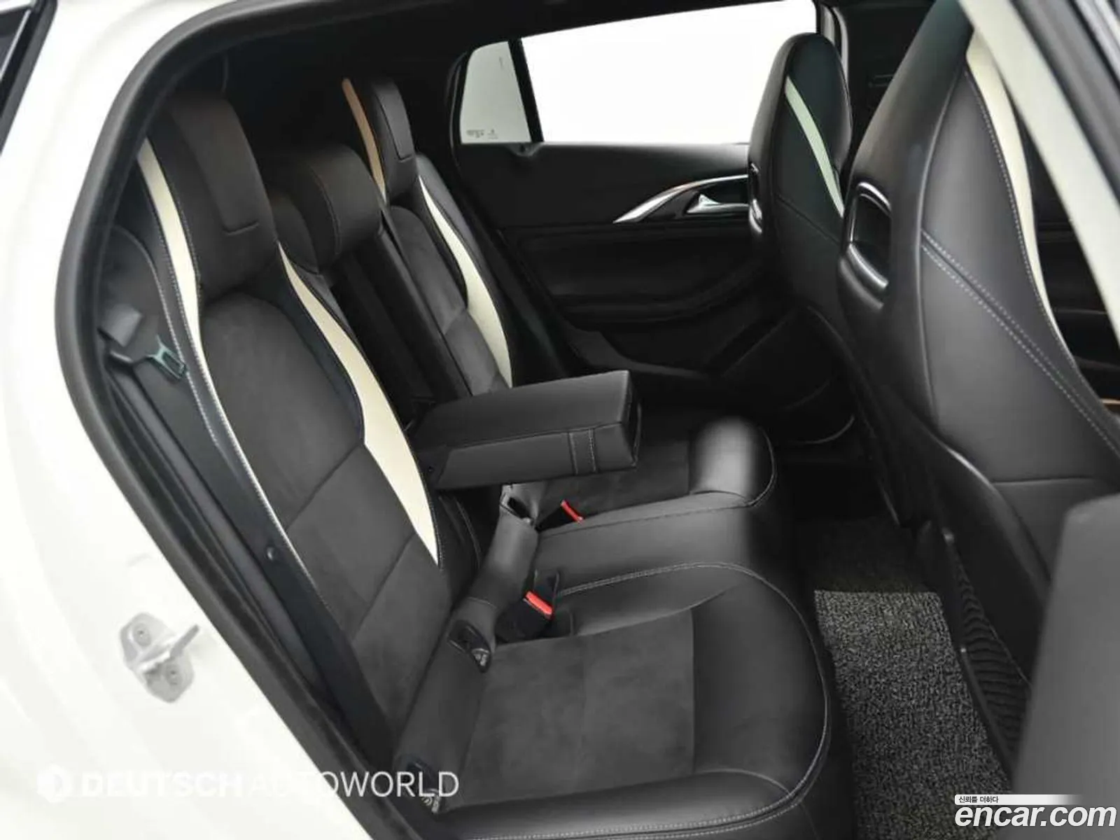 Infiniti Q30 2017 — 9