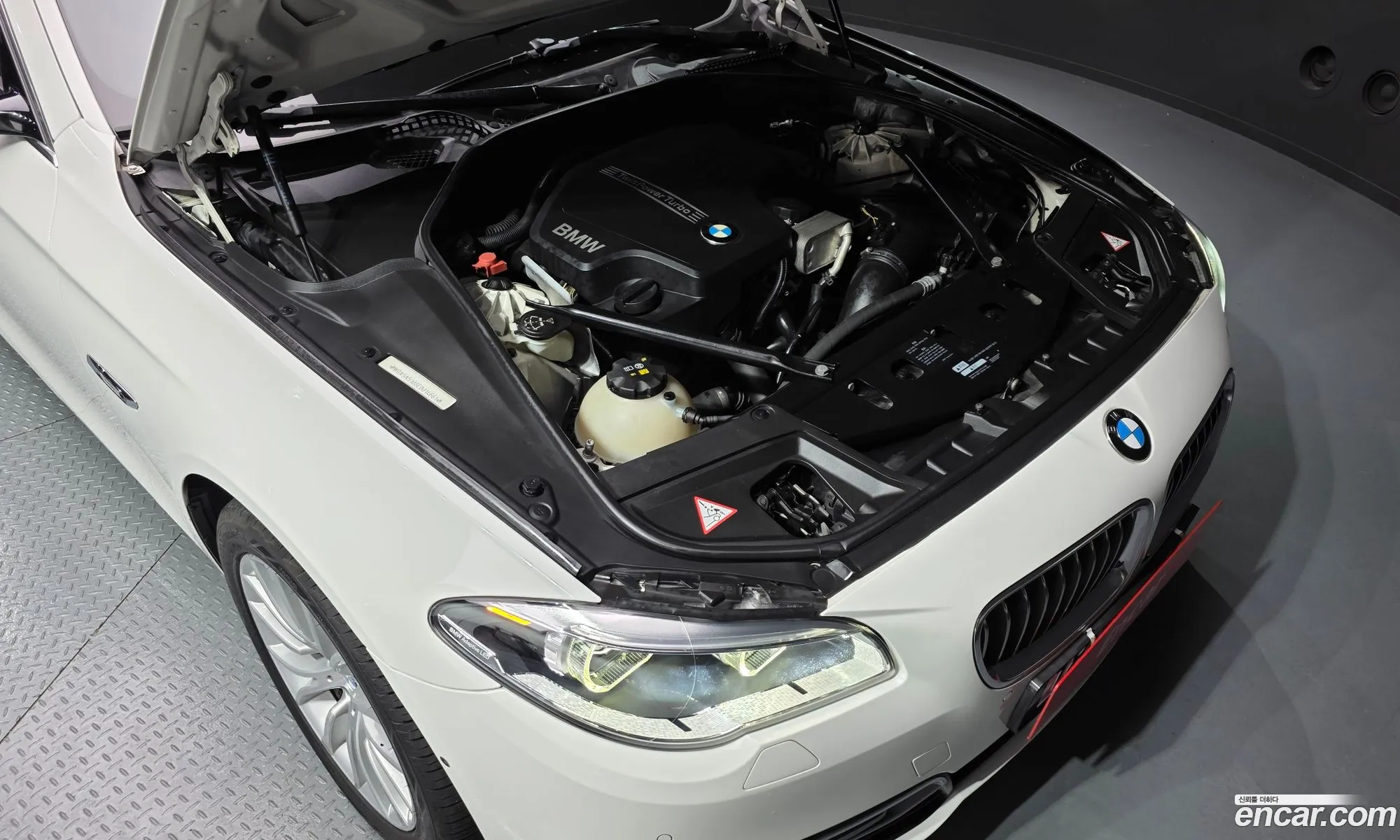 BMW 5 Series 2014 WBA5A5108ED014661 — 2