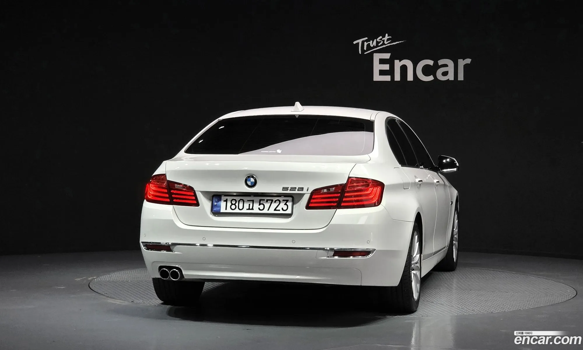 BMW 5 Series 2014 WBA5A5108ED014661 — 14