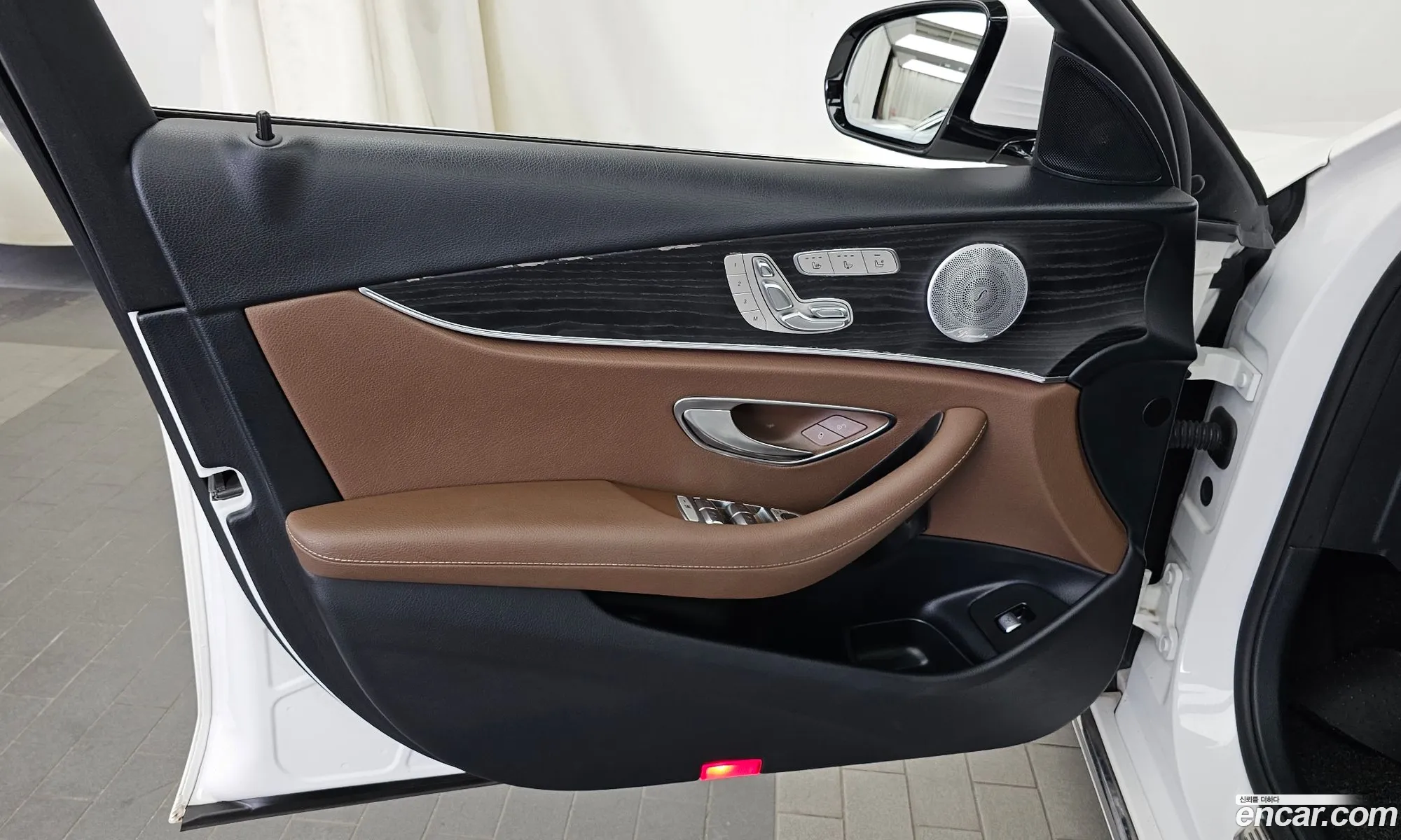 Mercedes-Benz E-Class W213 2019 WDDZF4KB5KA627291 — 7