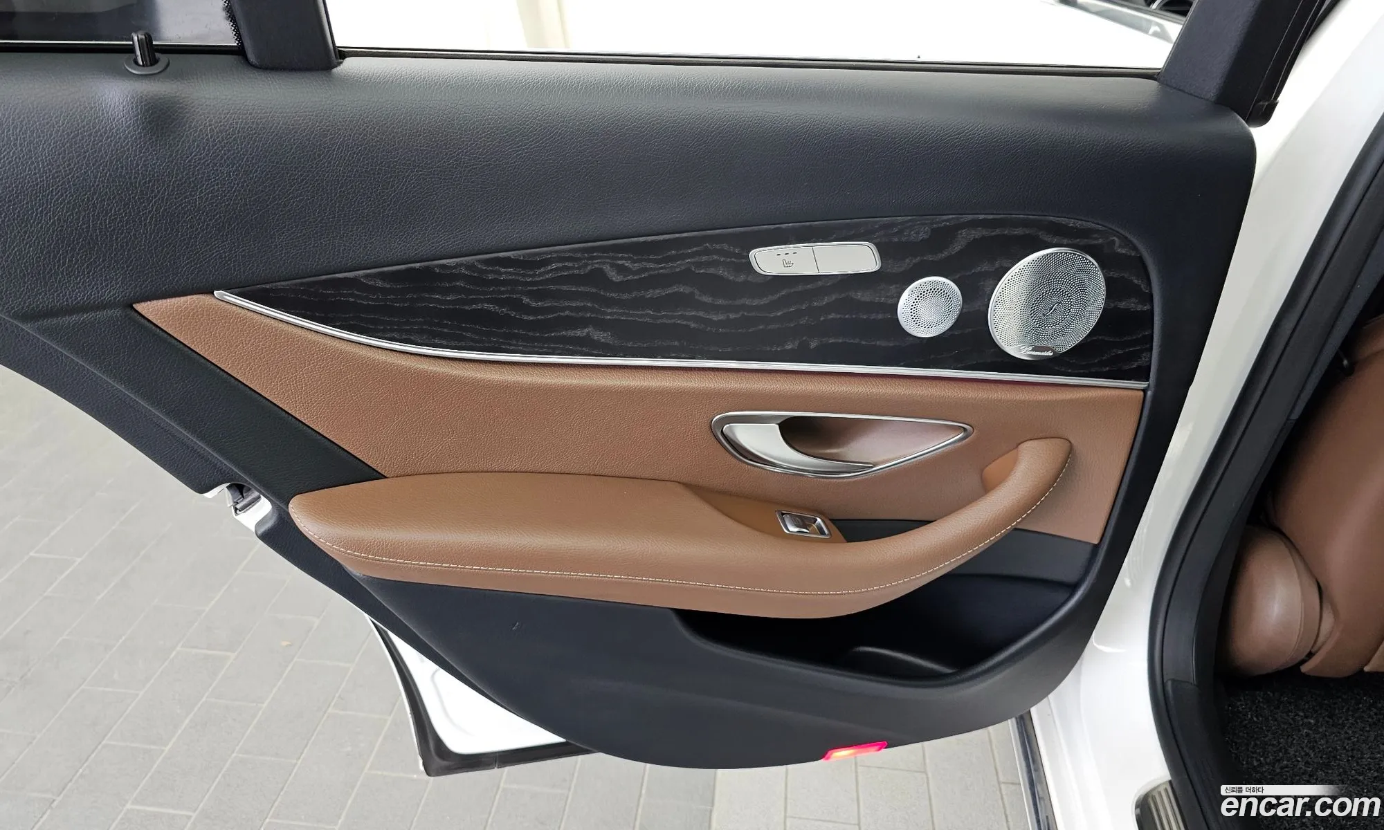 Mercedes-Benz E-Class W213 2019 WDDZF4KB5KA627291 — 29