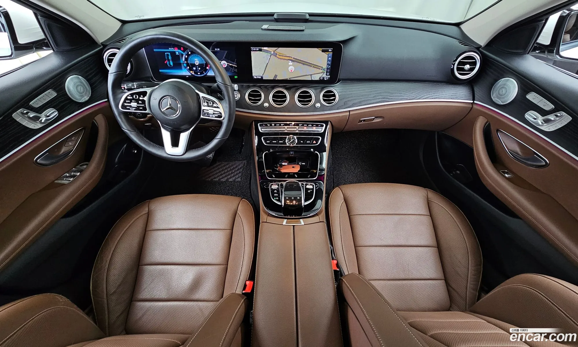 Mercedes-Benz E-Class W213 2019 WDDZF4KB5KA627291 — 12