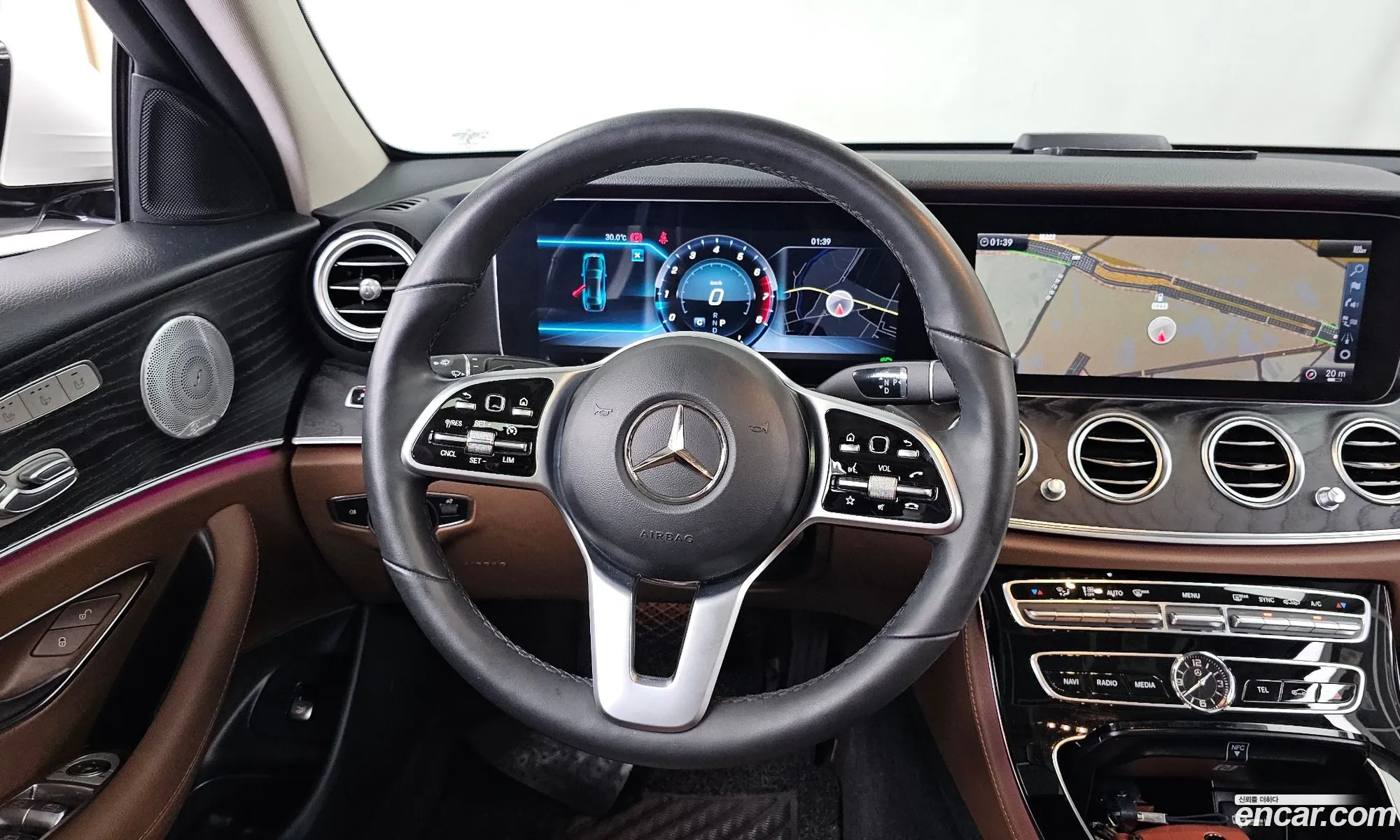 Mercedes-Benz E-Class W213 2019 WDDZF4KB5KA627291 — 8