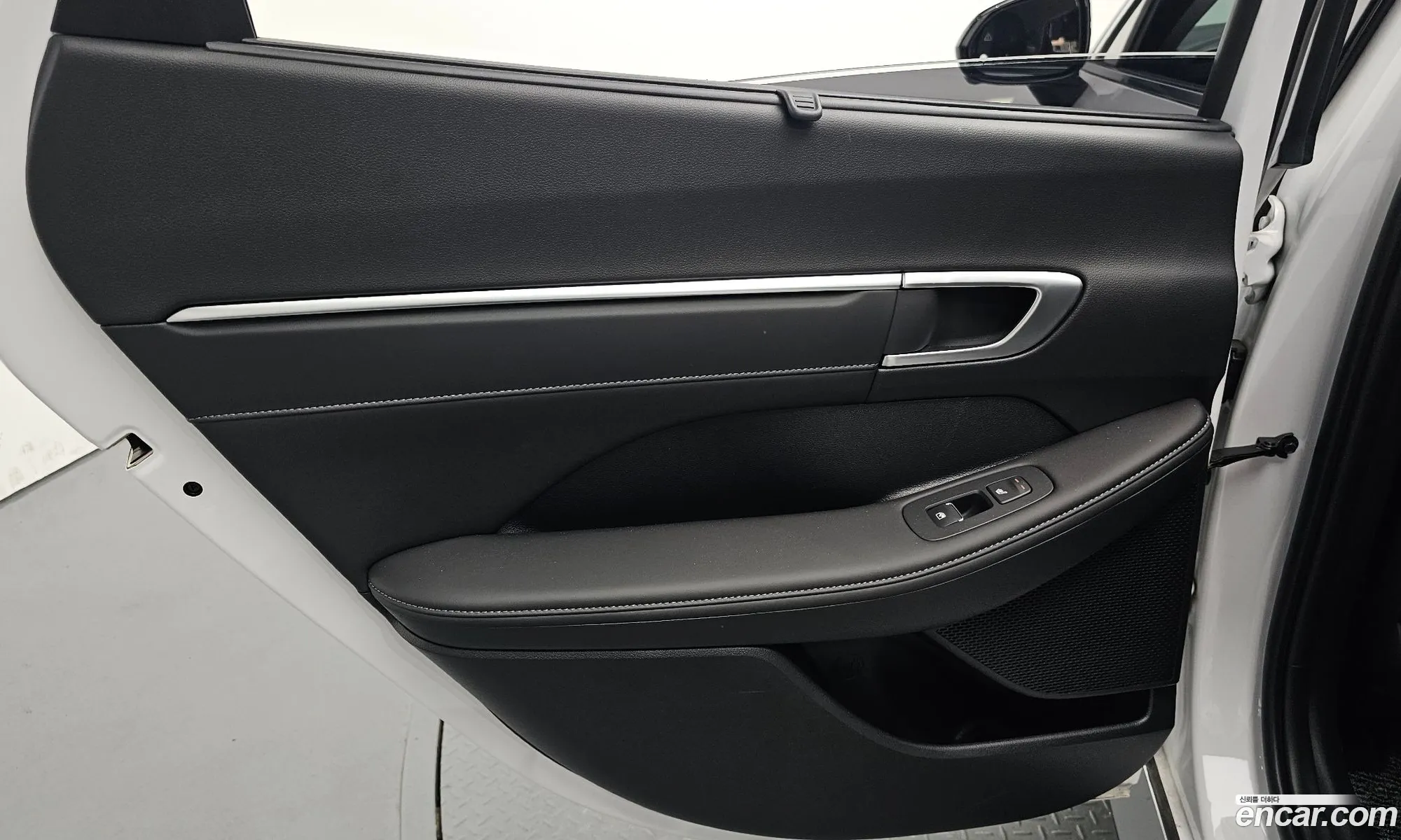 Hyundai Sonata the Edge 2023 — 10
