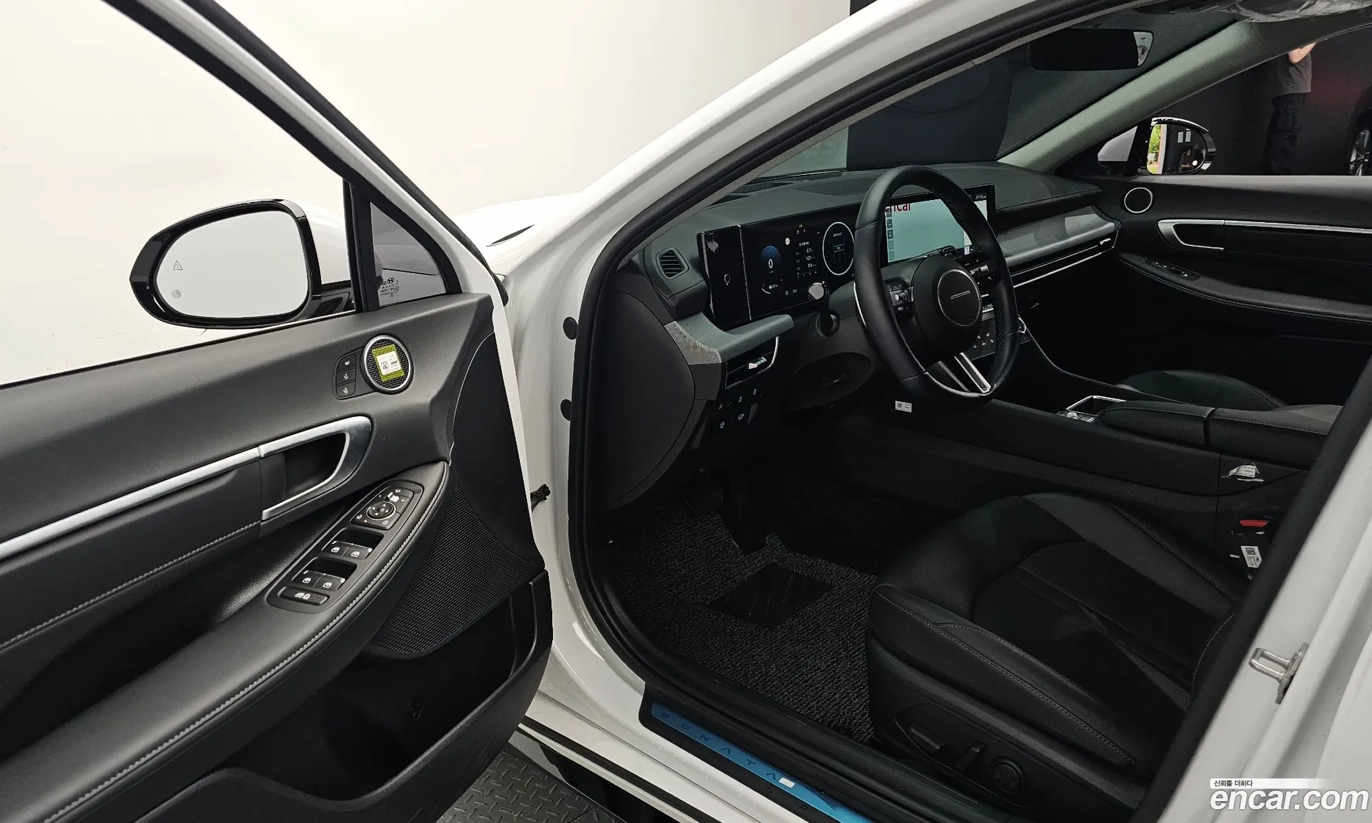 Hyundai Sonata the Edge 2023 — 26