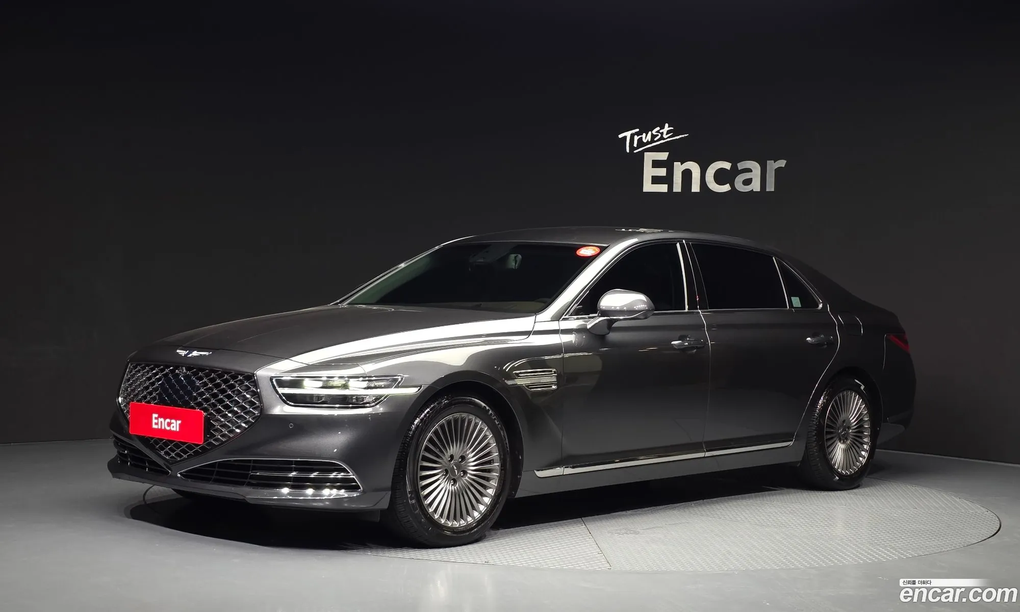 Genesis G90 2021 KMHG141DDMU091966 — 3