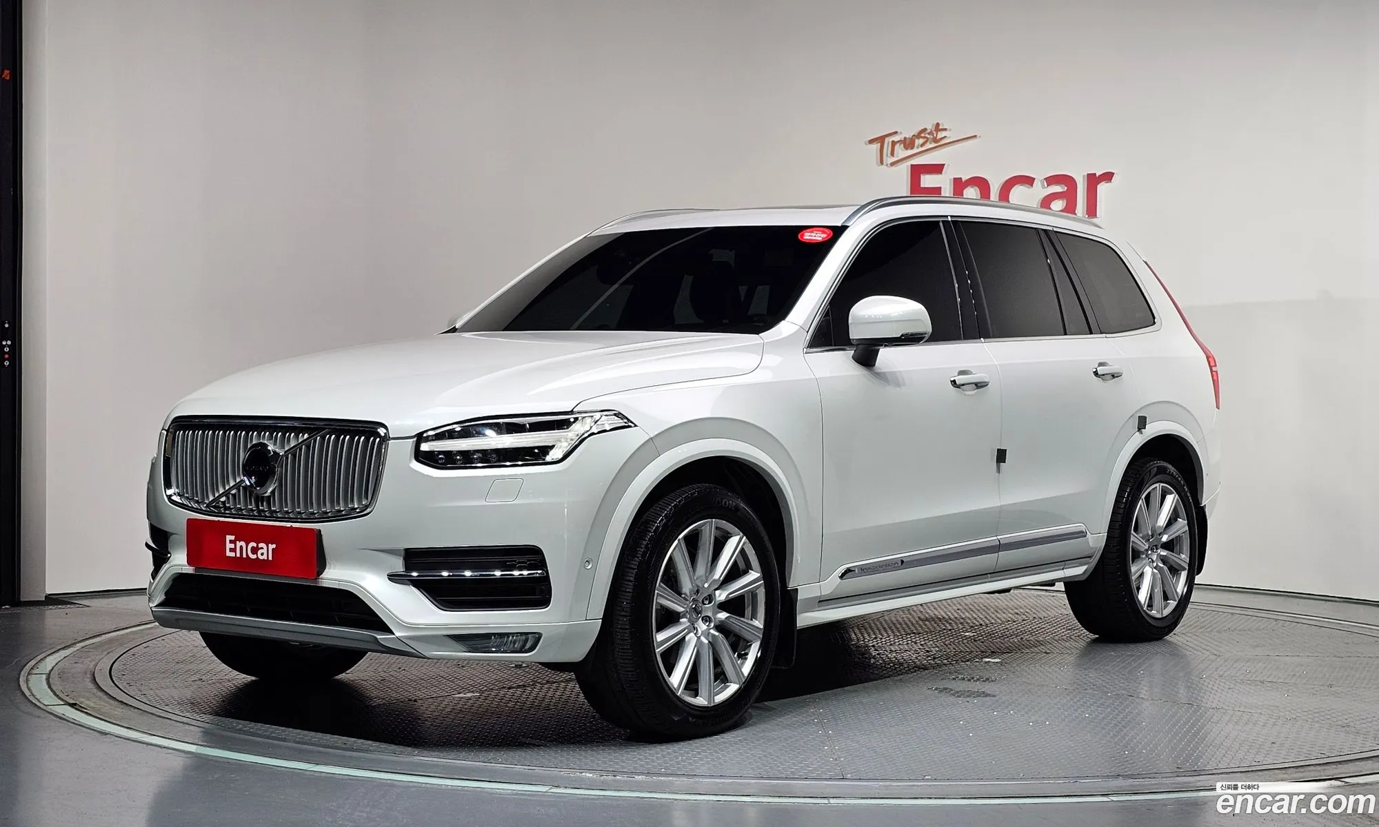 Volvo XC90 2018 — 11