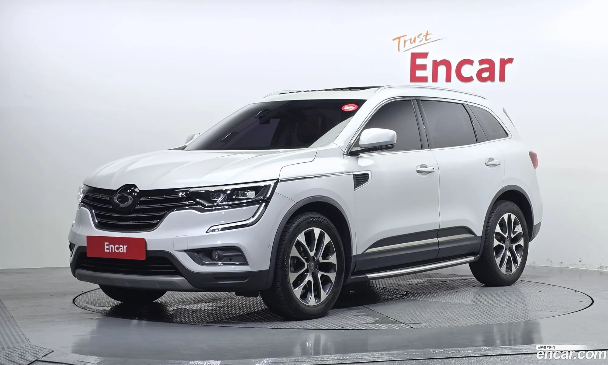 Renault Korea (Samsung) QM6 2017 KNME5C2M6HP026162 — 2