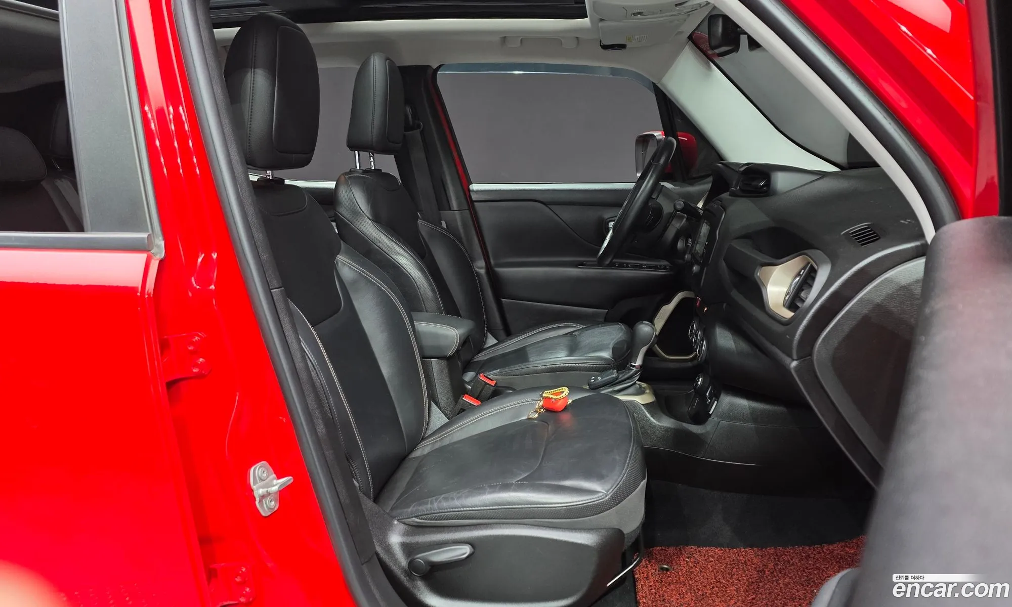 Jeep Renegade 2017 1C4BU0000HPF46665 — 30