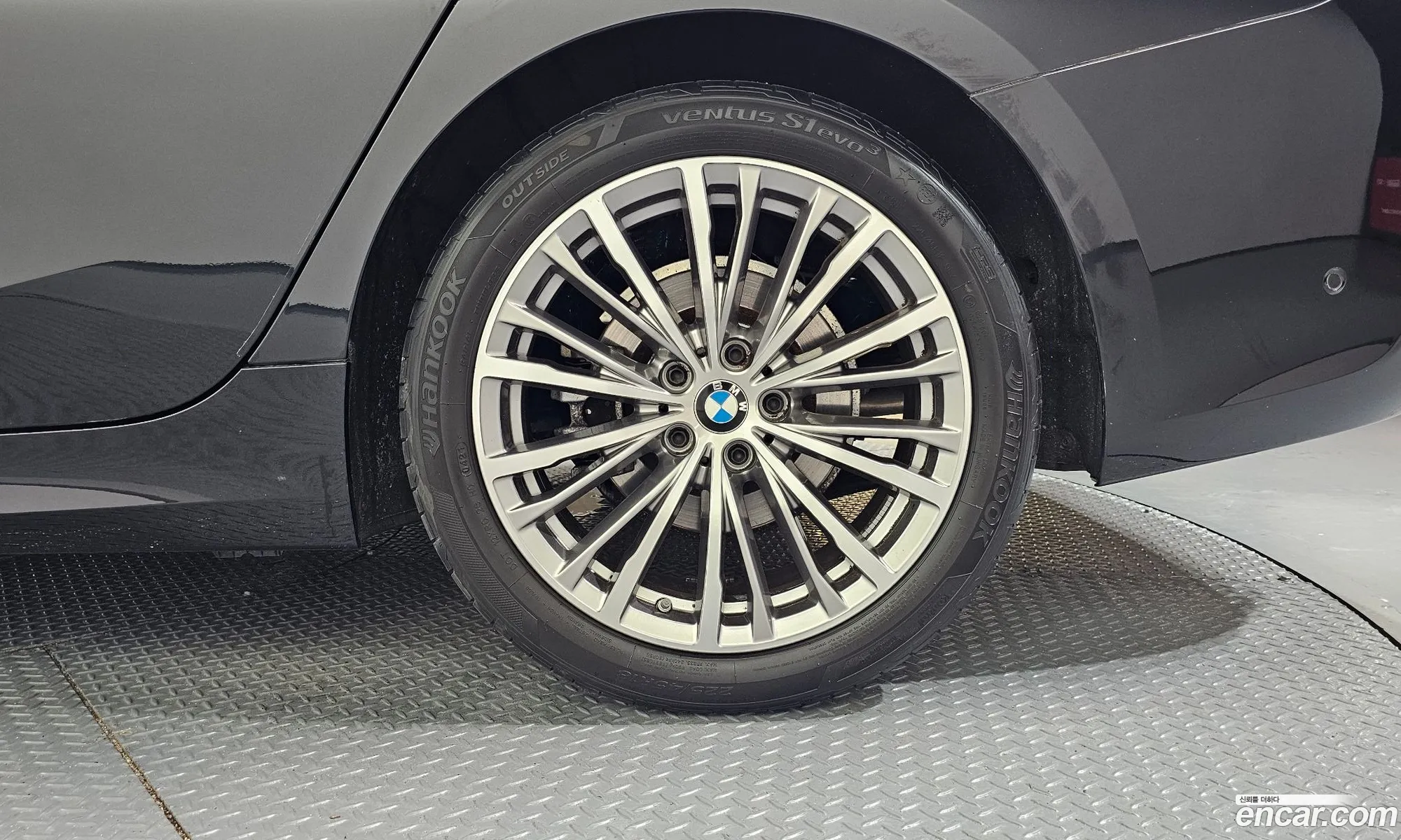 BMW 3 Series 2021 — 14