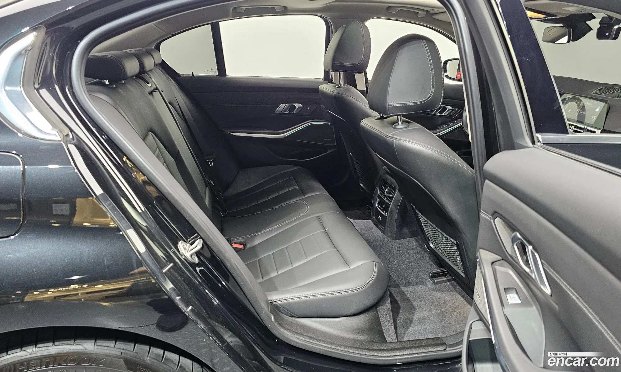 BMW 3 Series 2021 — 17
