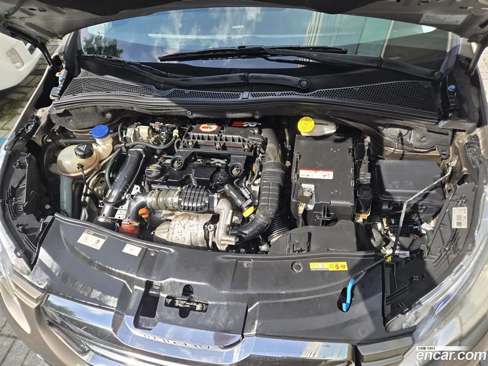 Peugeot 2008 2017 VF3CUBHYMHY000970 — 20