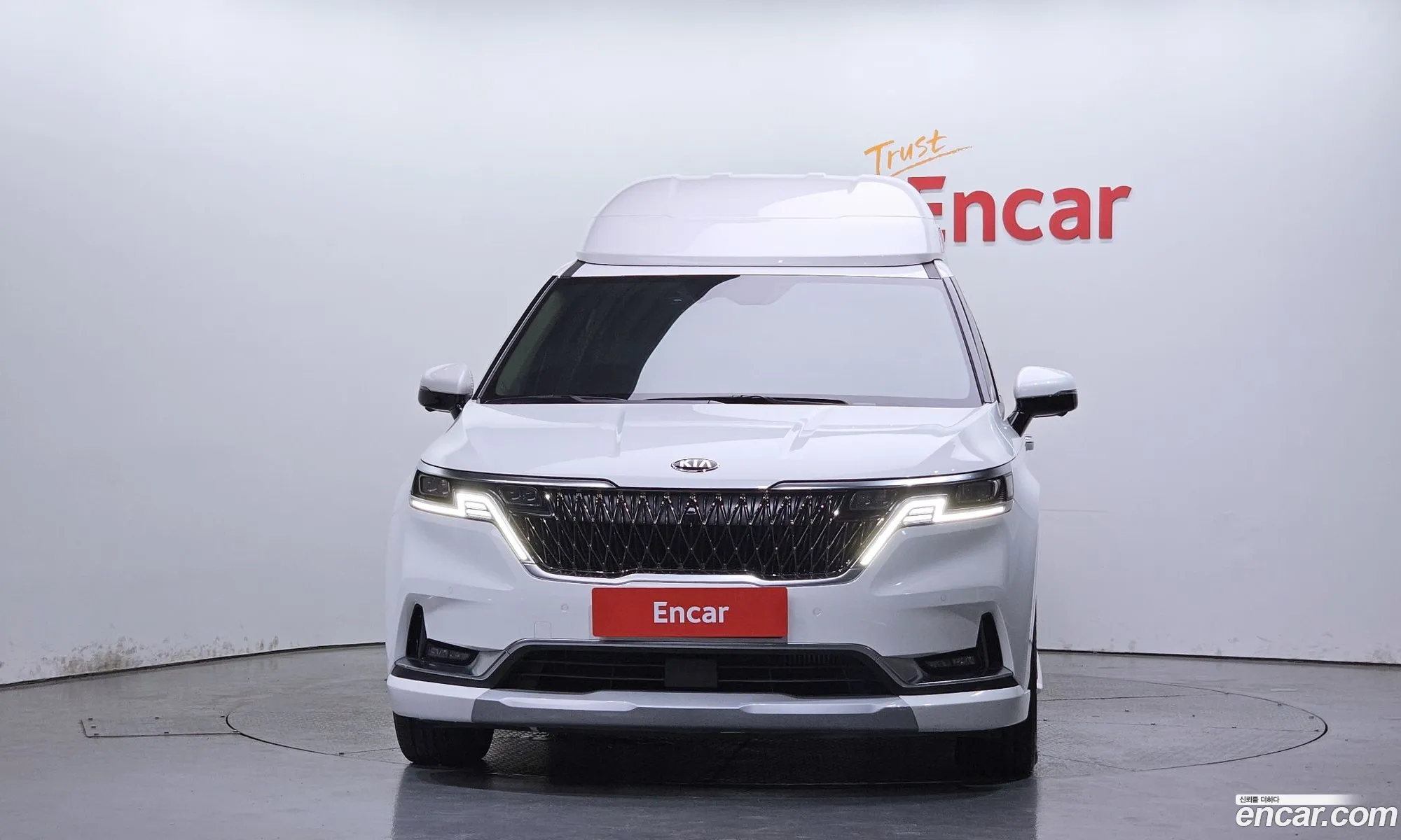 Kia Carnival 2021 KNANE81BBMS106164 — 4