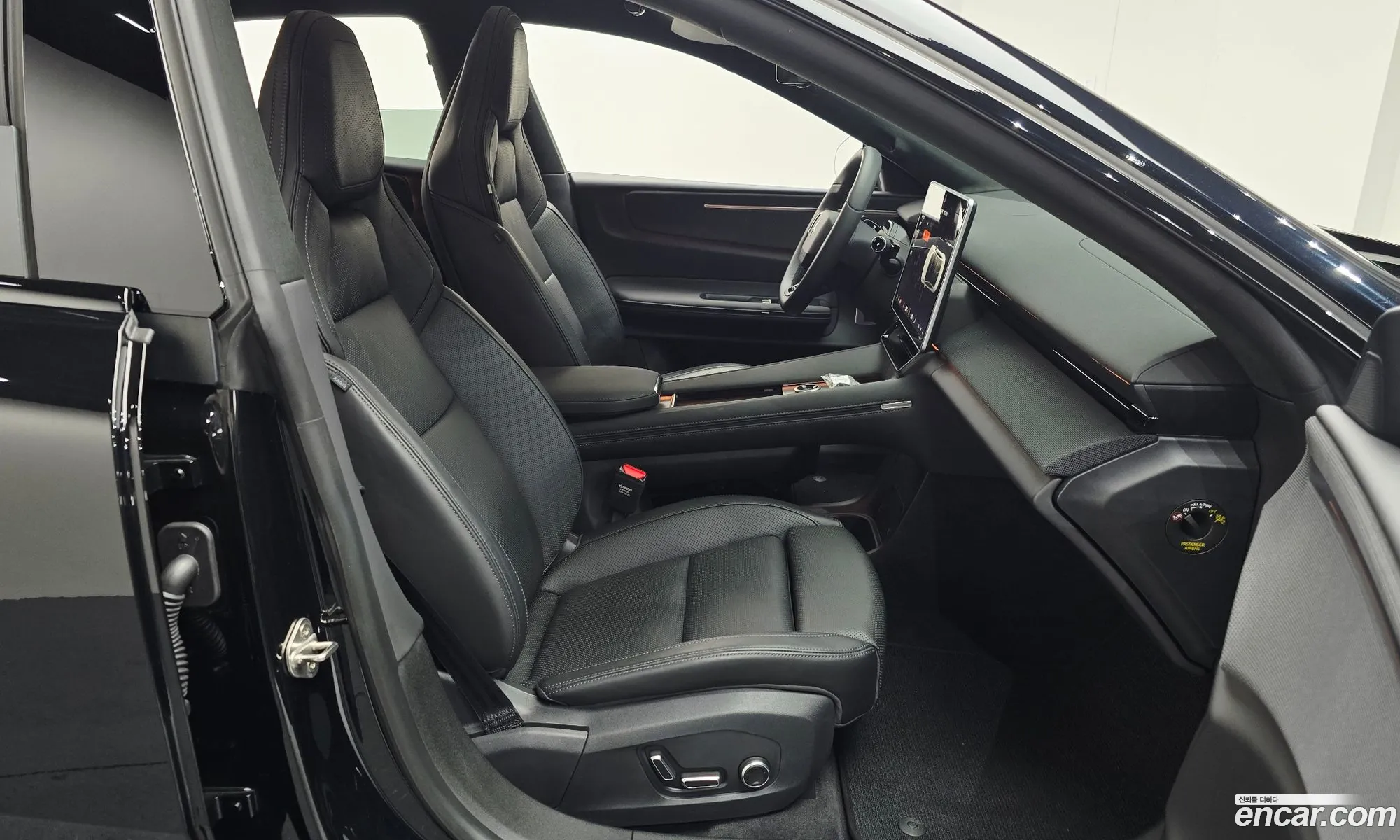 Polestar Polestar 4 2025 — 13