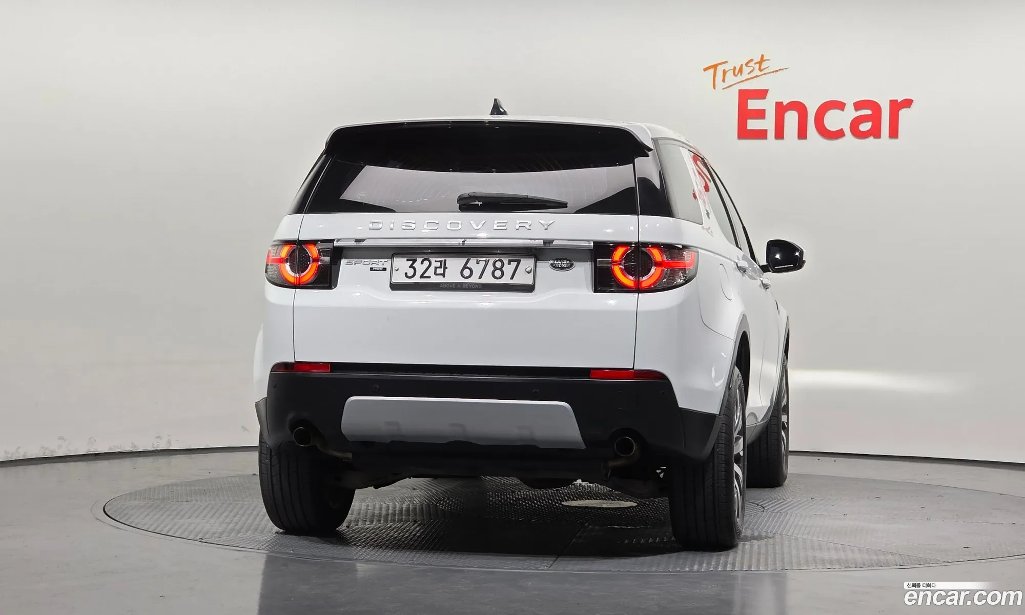 Land Rover Discovery Sport 2018 — 10