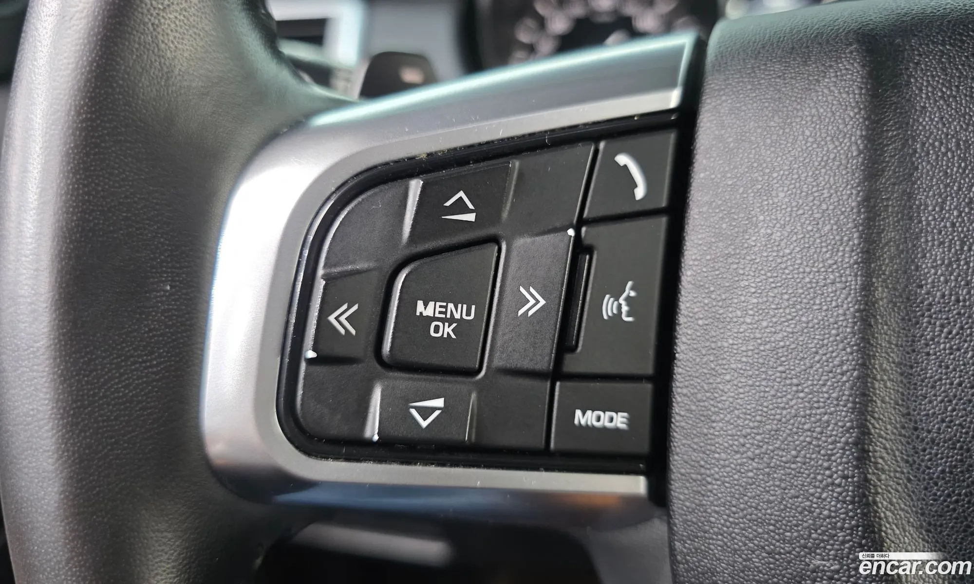 Land Rover Discovery Sport 2018 — 26