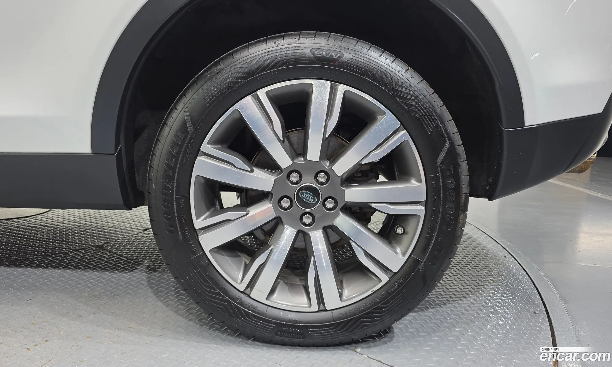 Land Rover Discovery Sport 2018 — 8
