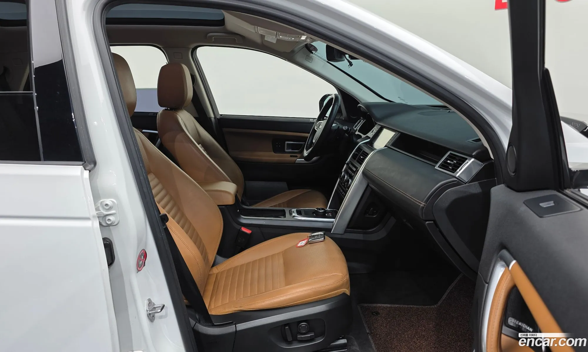 Land Rover Discovery Sport 2018 — 21