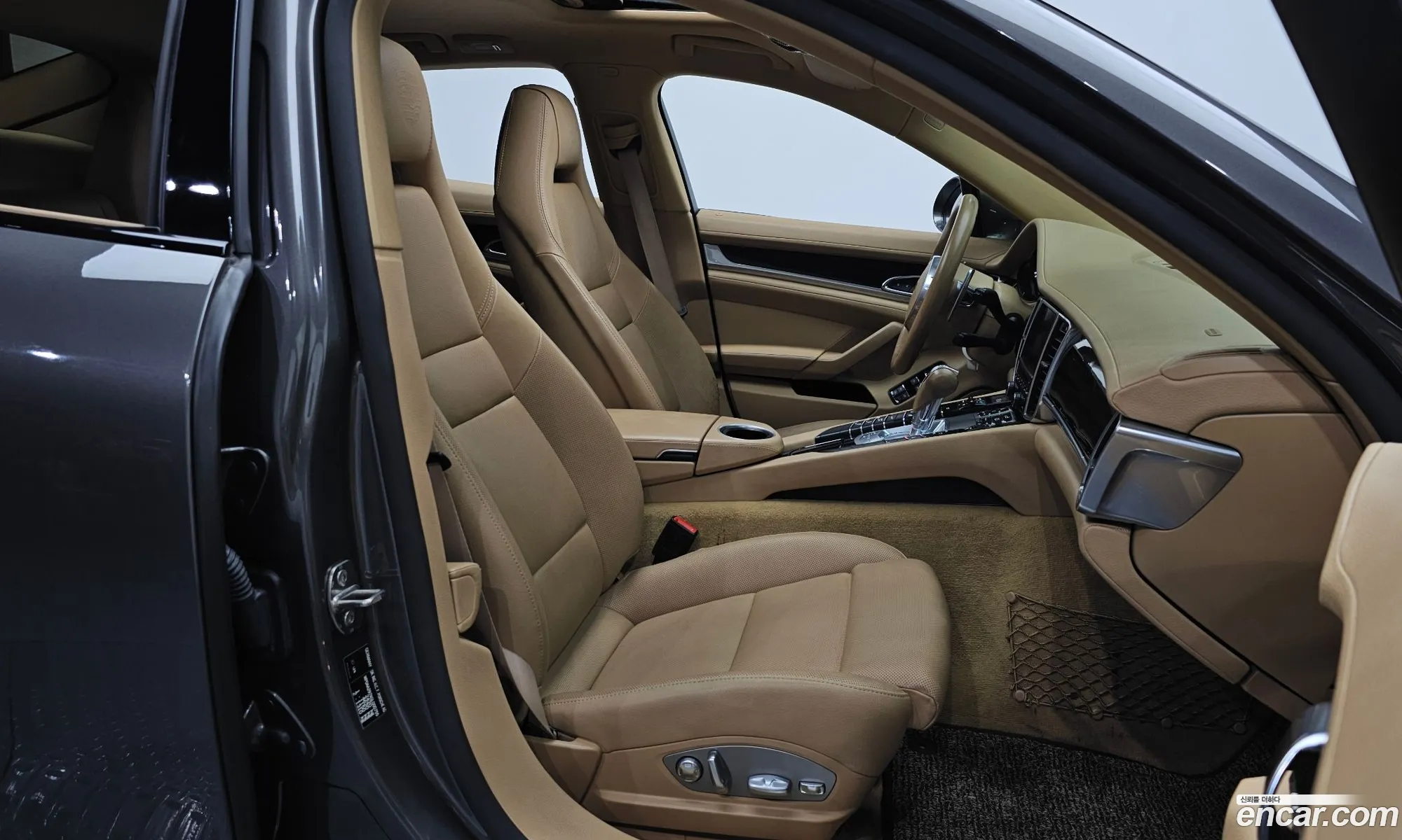 Porsche Panamera 2016 WP0AA297XGL000755 — 18