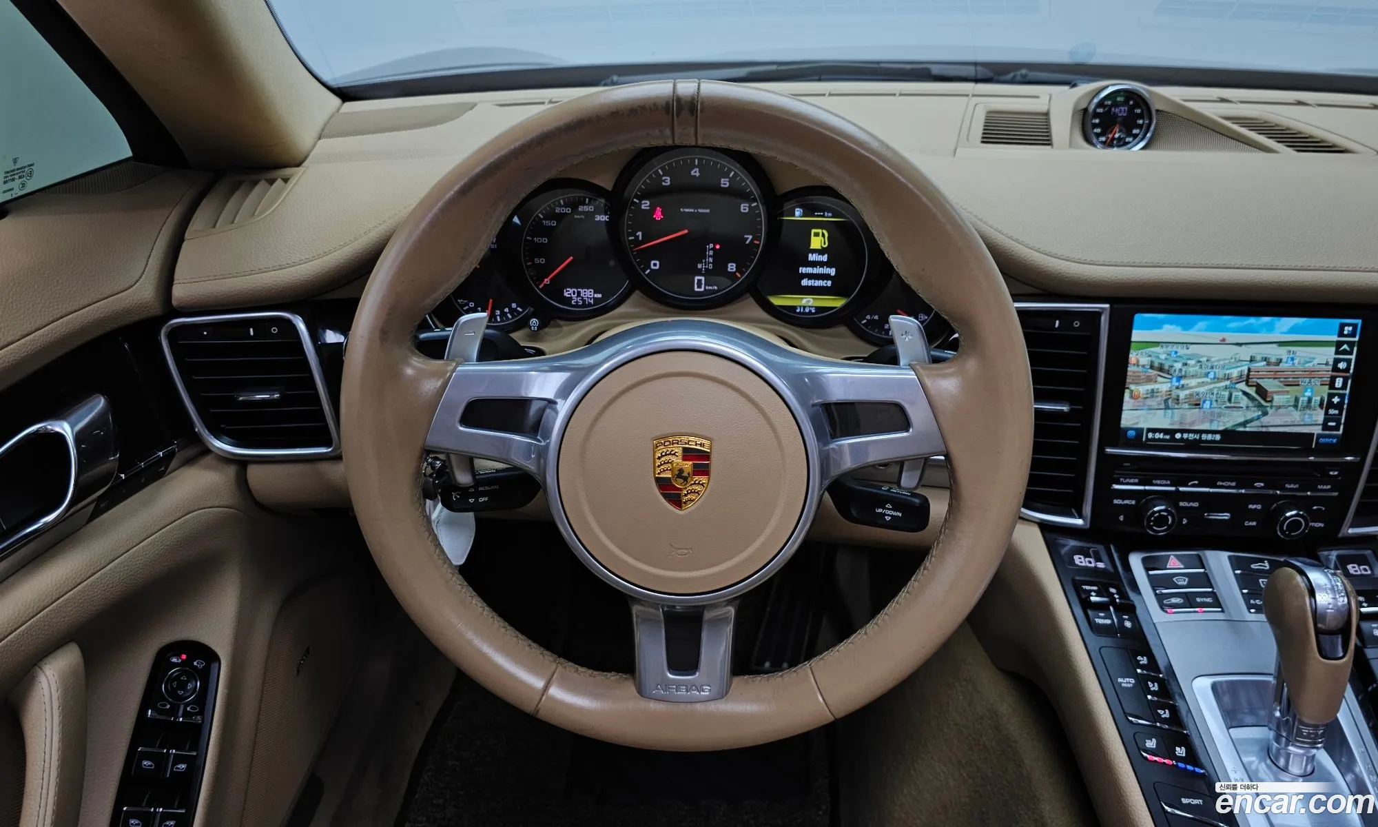 Porsche Panamera 2016 WP0AA297XGL000755 — 11