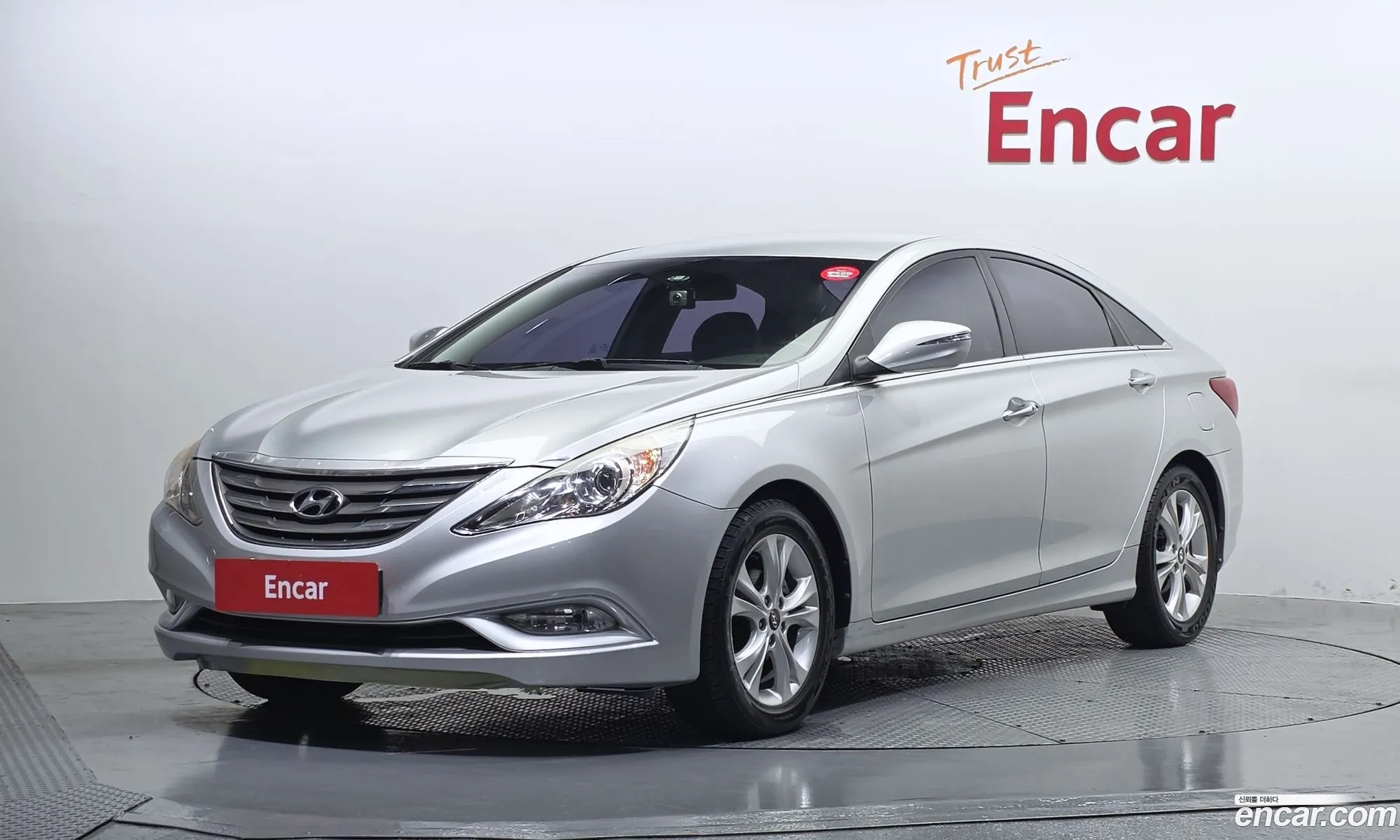 Hyundai YF Sonata 2011 KMHEC41BBCA389633 — 4