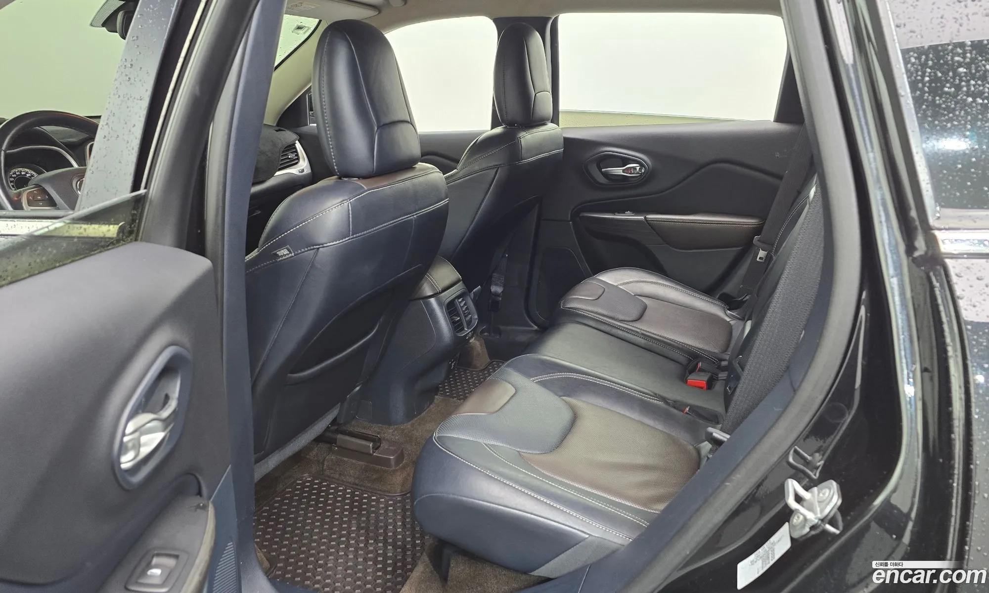 Jeep Cherokee 2016 — 10