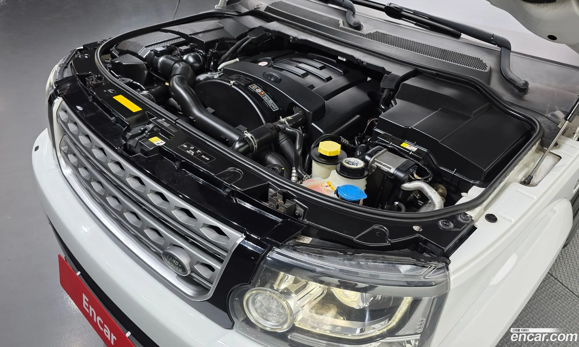 Land Rover Discovery 4 2015 SALLAAAG6FA767804 — 10