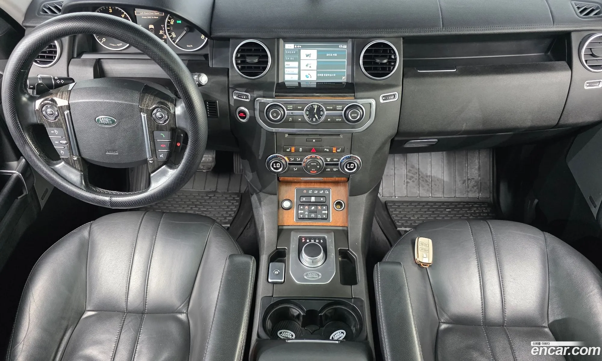 Land Rover Discovery 4 2015 SALLAAAG6FA767804 — 3