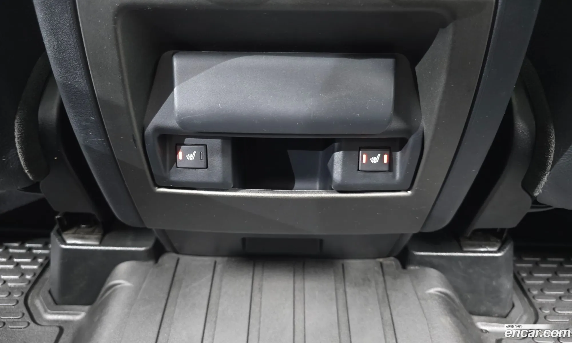 Land Rover Discovery 4 2015 SALLAAAG6FA767804 — 19