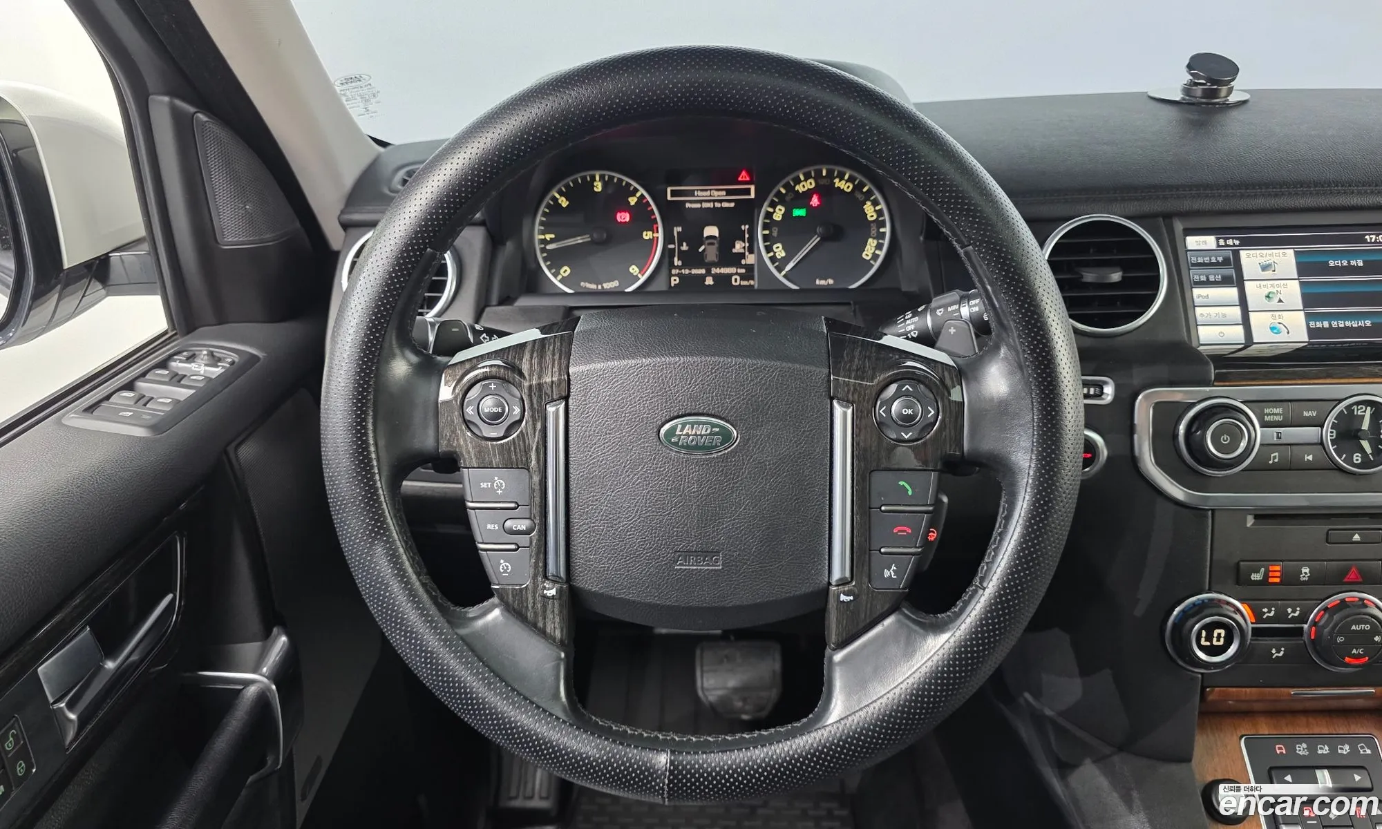 Land Rover Discovery 4 2015 SALLAAAG6FA767804 — 11