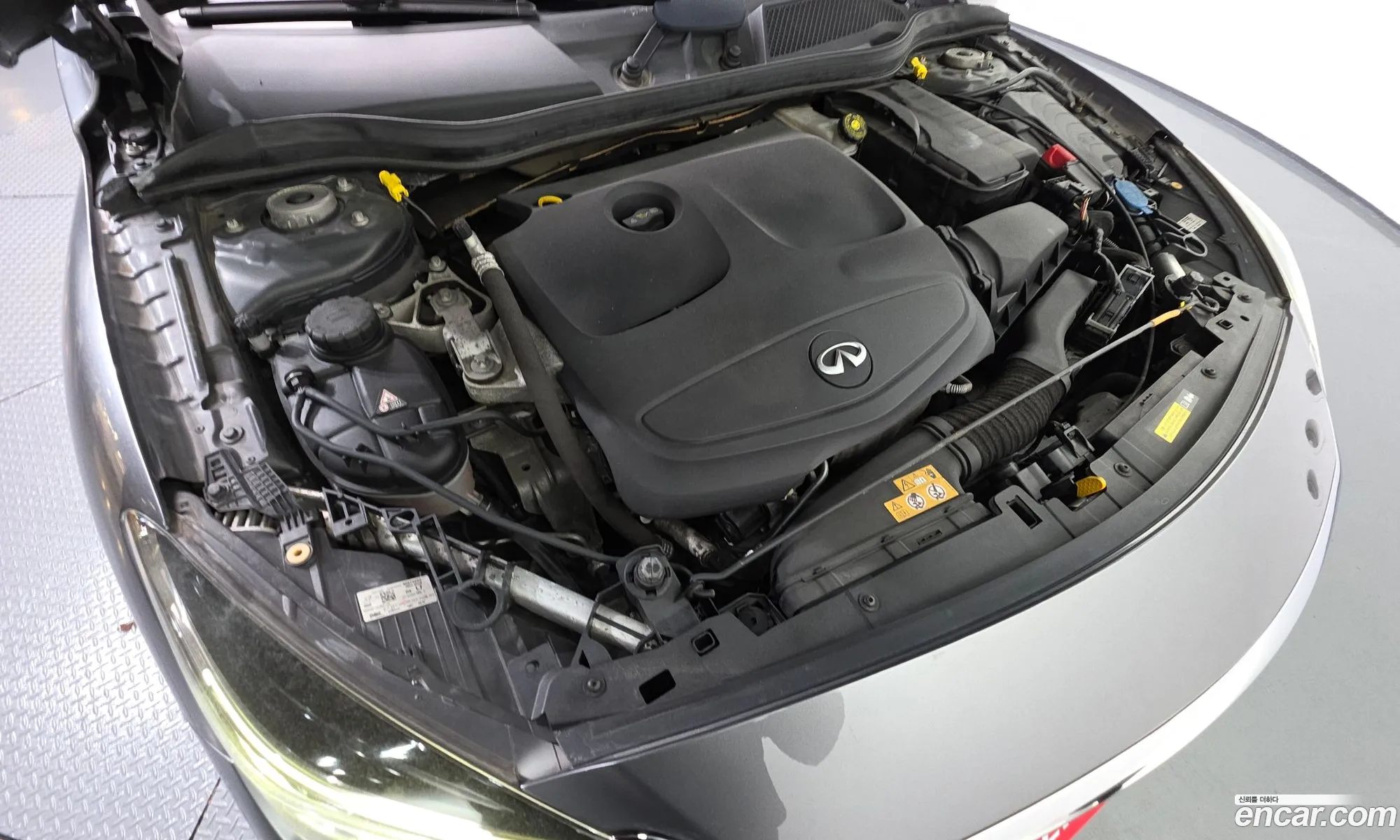 Infiniti Q30 2017 SJKCH53E7HA051637 — 8