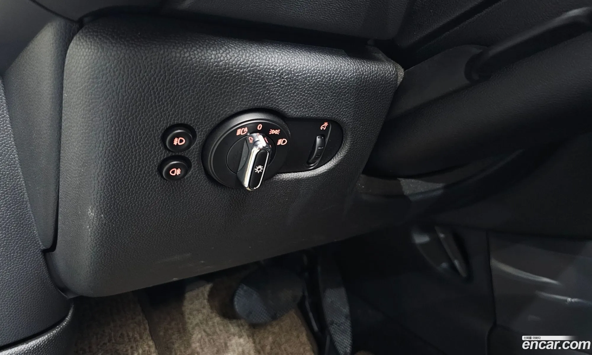 Mini Cooper 2020 WMWXV7102M2N30954 — 30