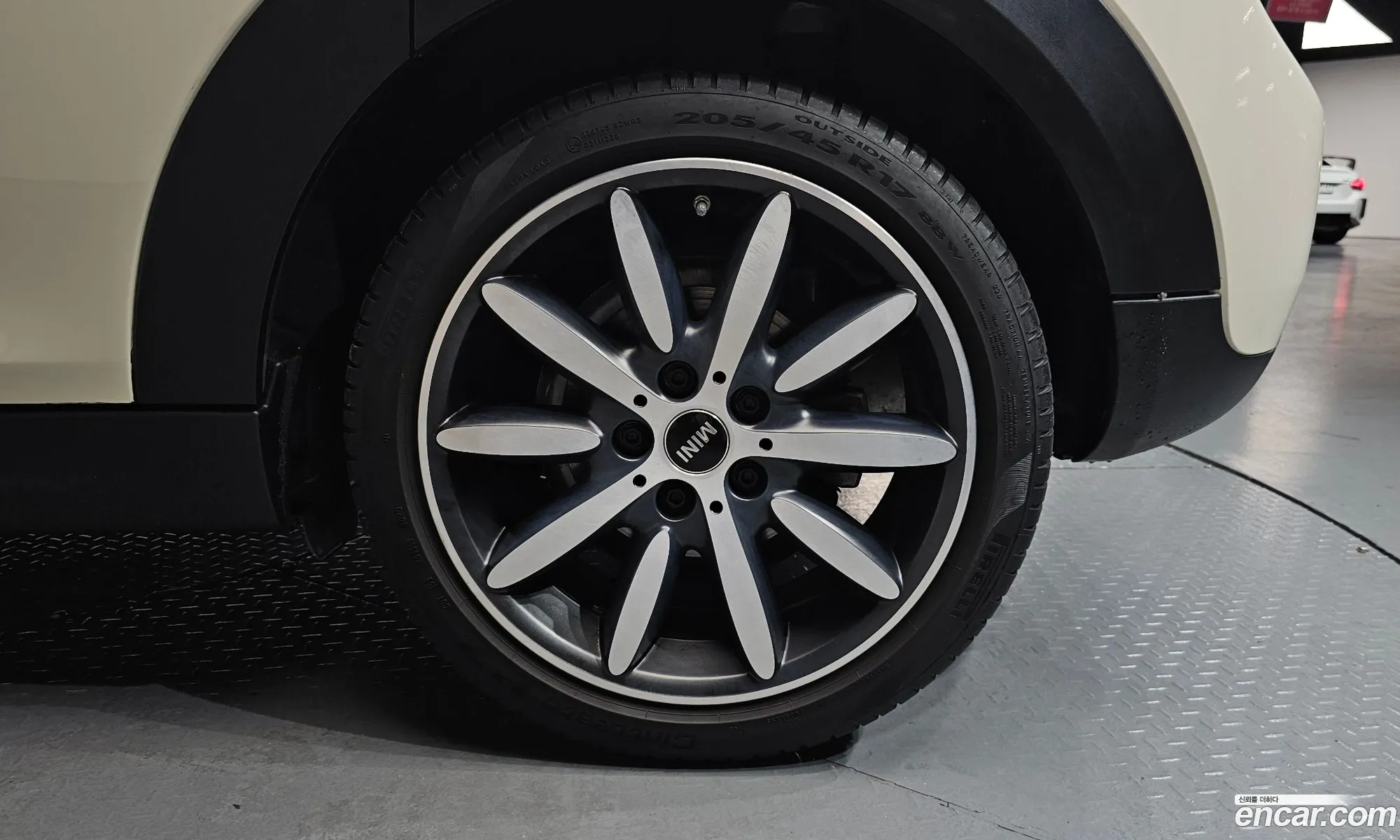 Mini Cooper 2020 WMWXV7102M2N30954 — 5