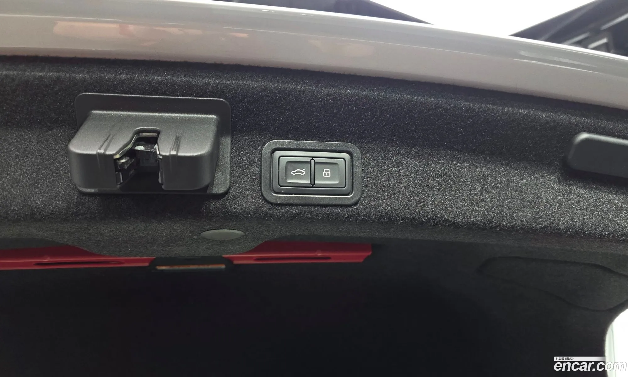 Audi A6 2022 WAUZZZF24NN040616 — 9