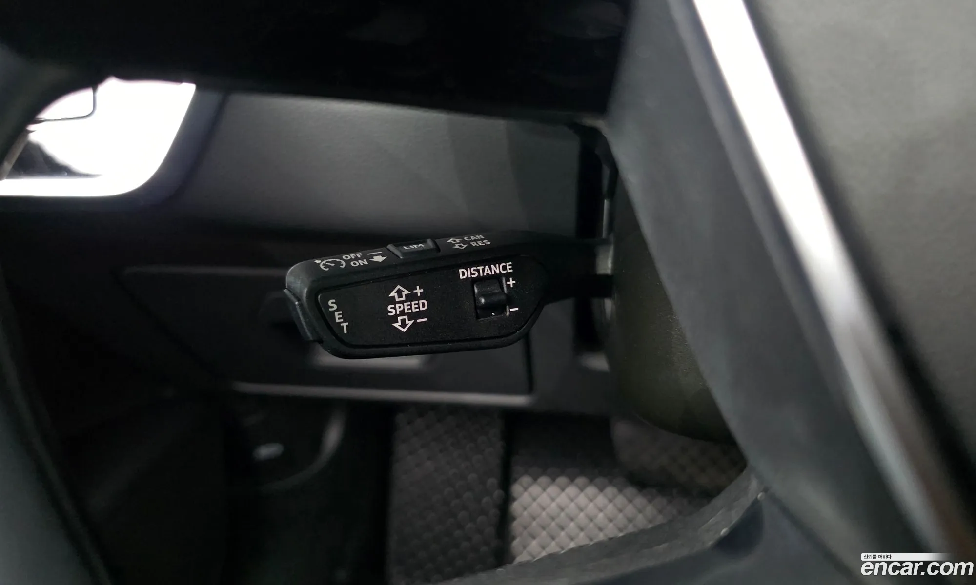 Audi A6 2022 WAUZZZF24NN040616 — 17
