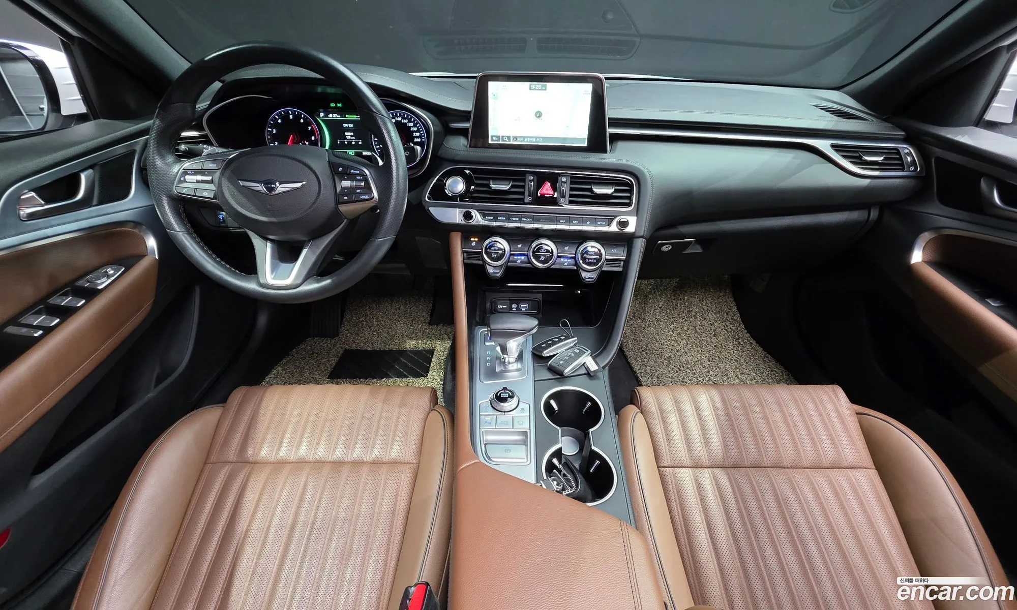 Genesis G70 2018 KMTG341ADJU006315 — 3
