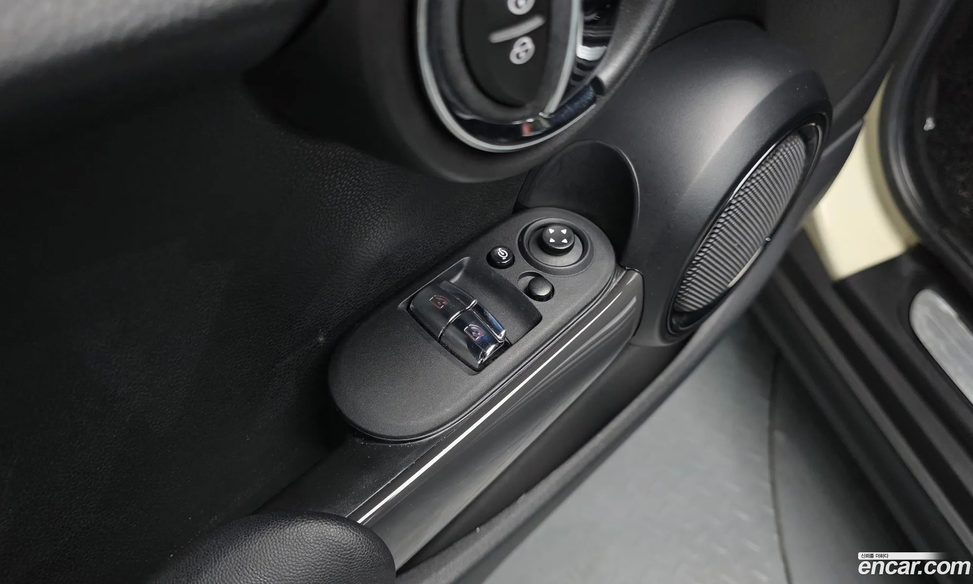 Mini Cooper 2018 WMWXP5102K2H39920 — 8