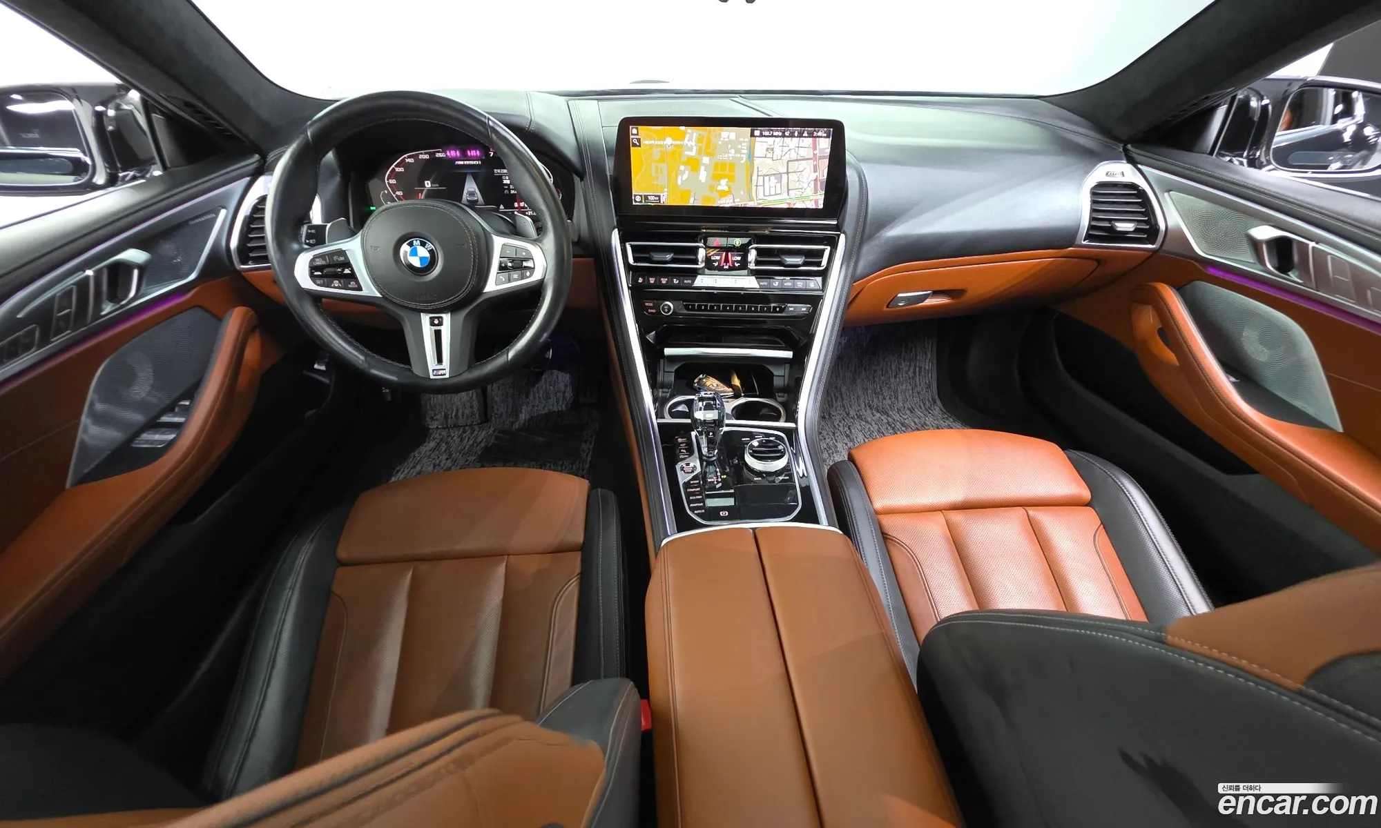 BMW 8 Series 2023 — 7