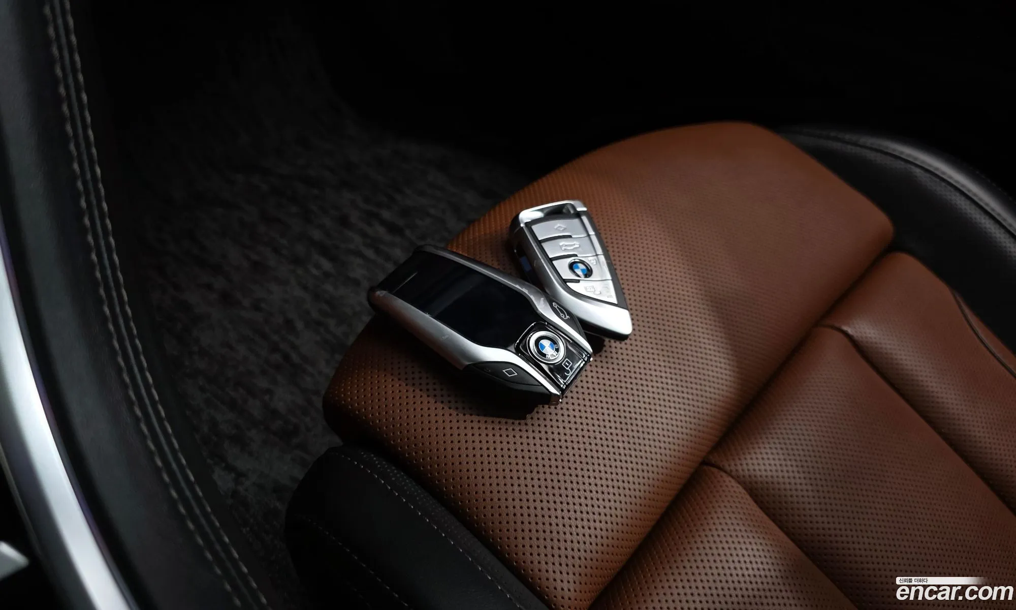 BMW 8 Series 2023 — 10