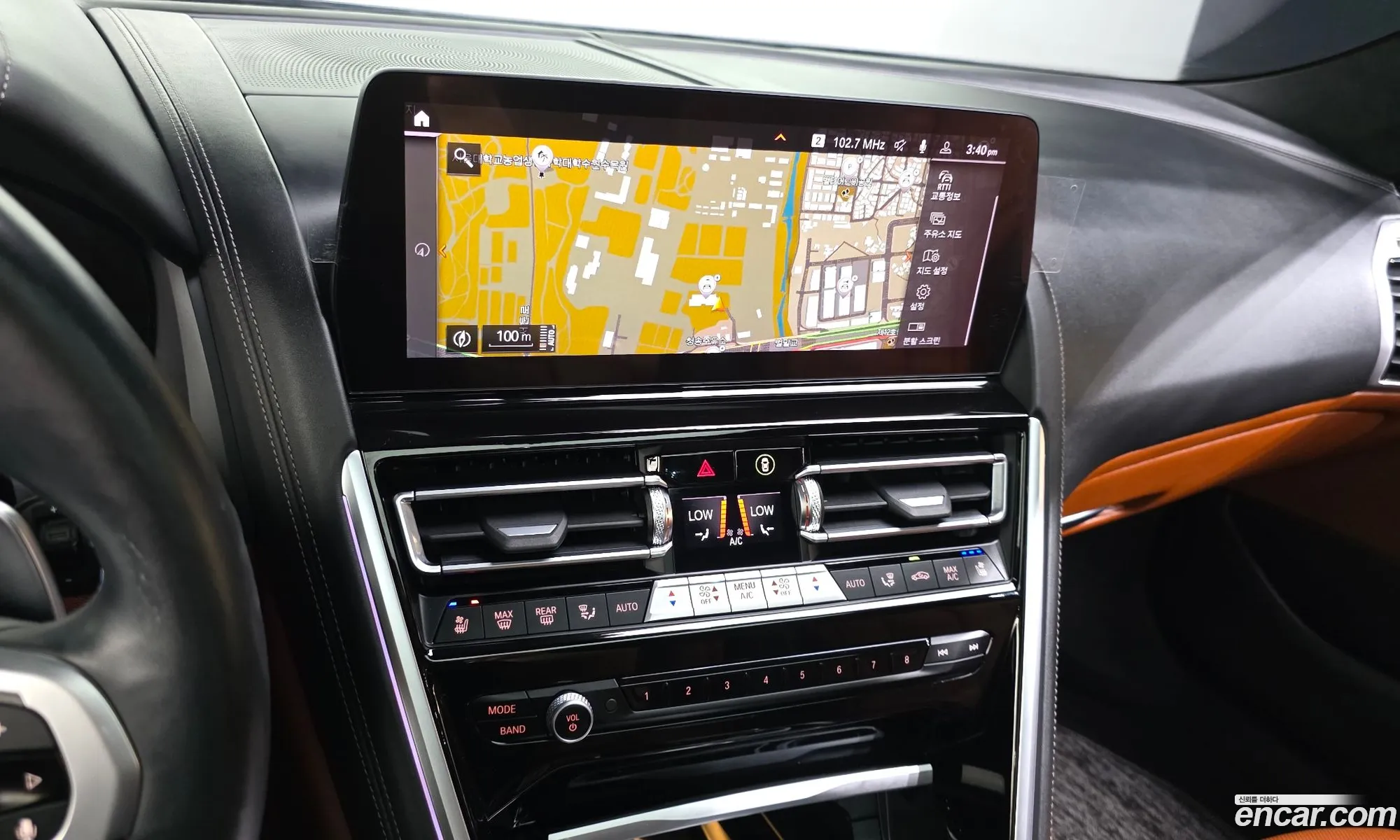 BMW 8 Series 2023 — 18