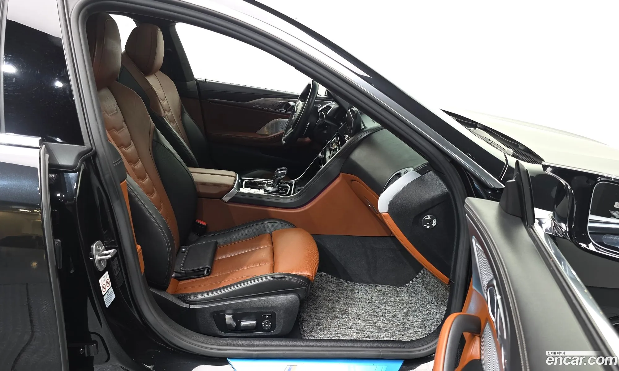 BMW 8 Series 2023 — 5