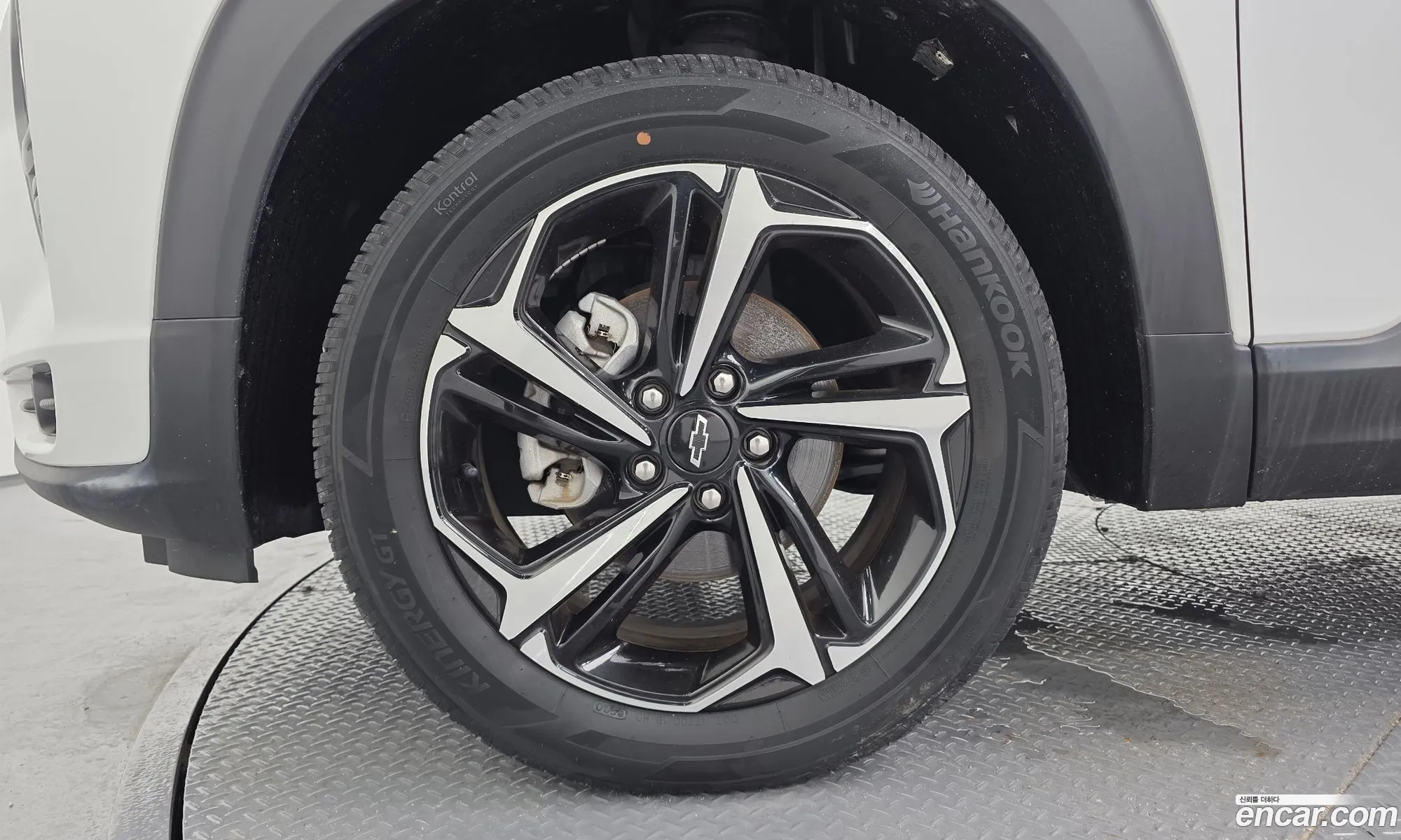 Chevrolet (GM Daewoo) Trailblazer 2020 — 23