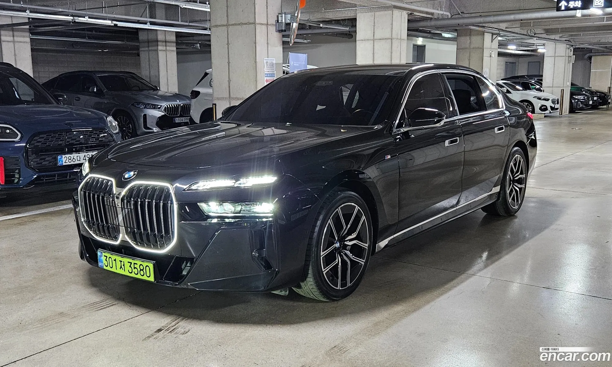 BMW 7 Series 2024 — 17