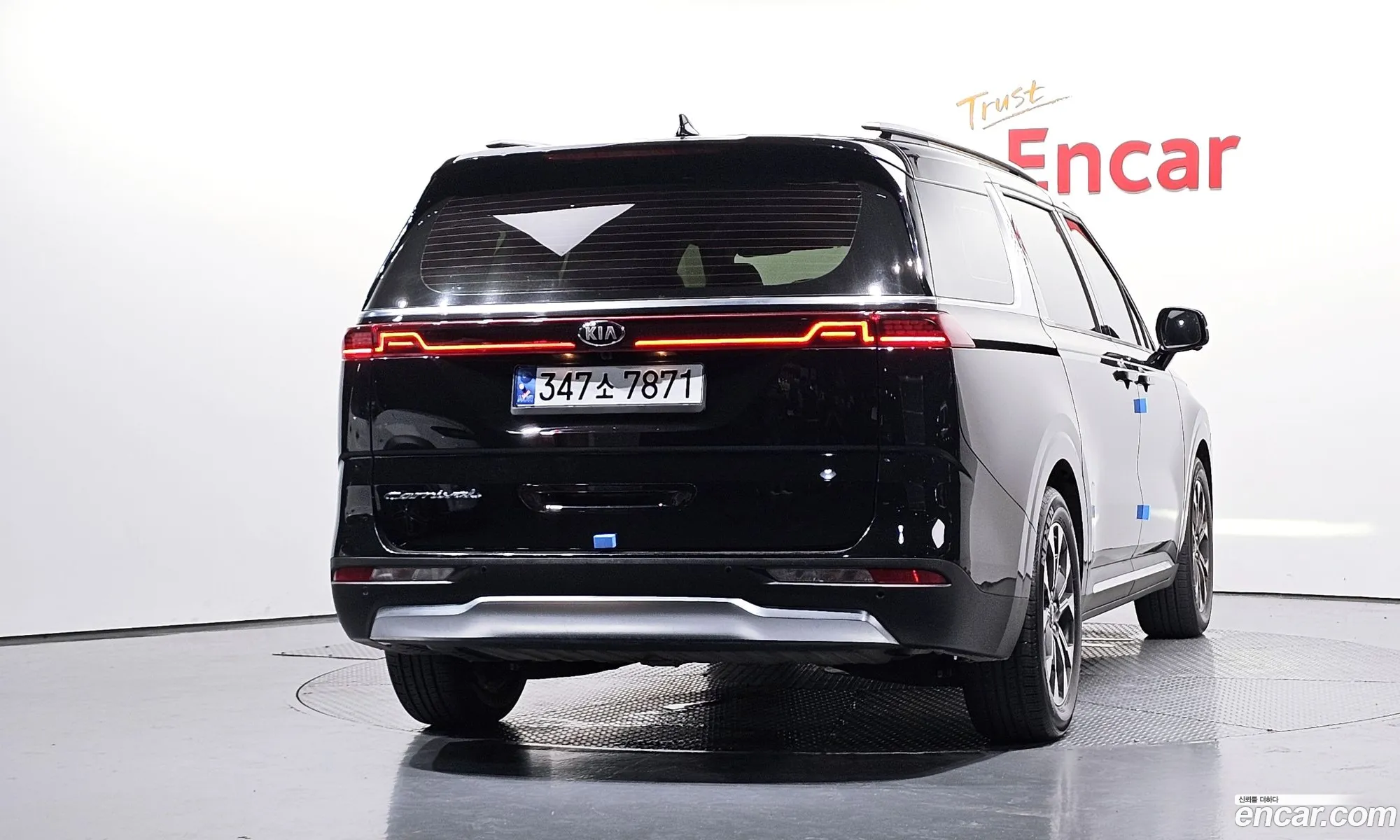 Kia Carnival 2021 KNANC81BBMS057778 — 3