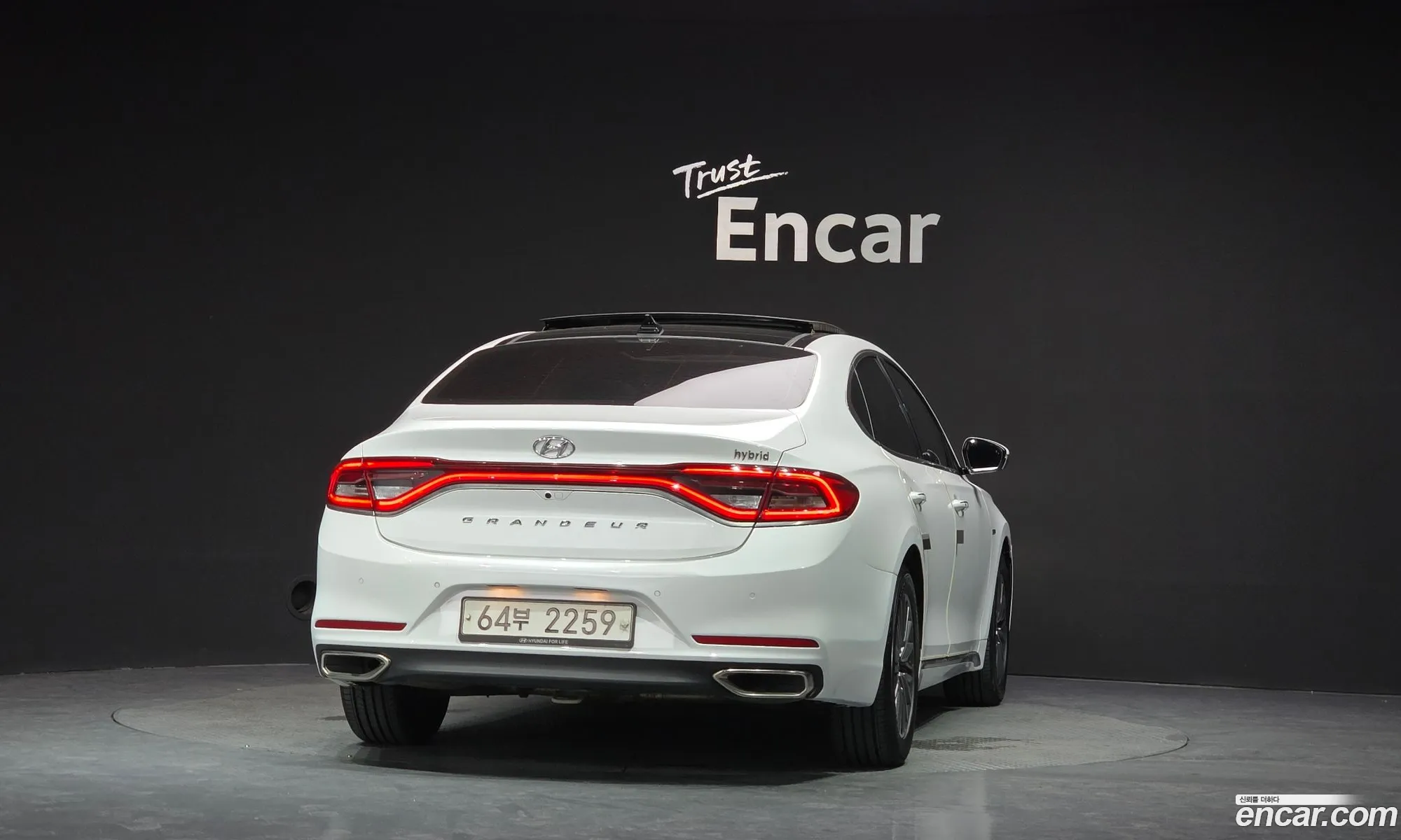 Hyundai Grandeur IG Hybrid 2017 — 2