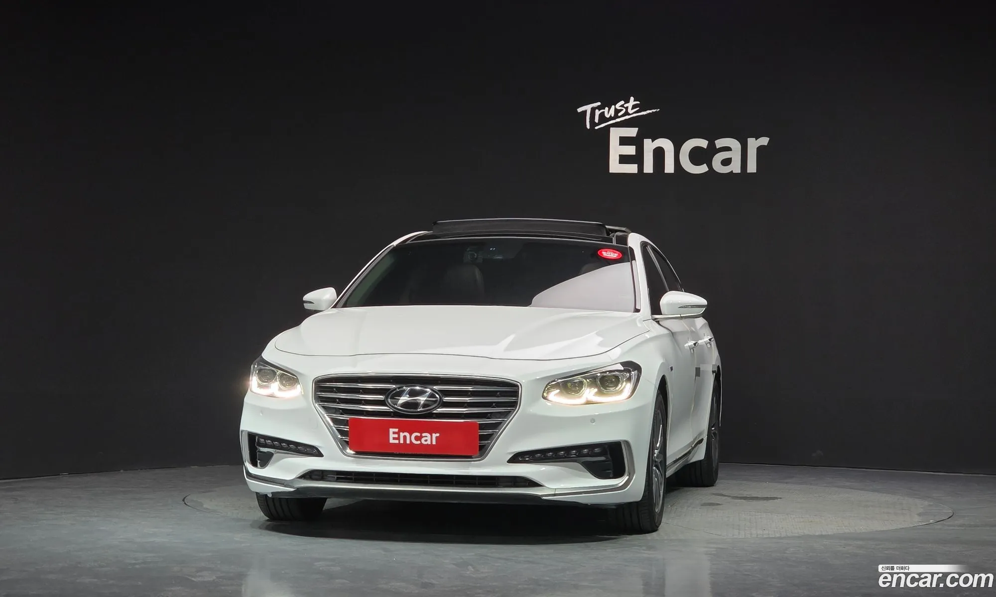 Hyundai Grandeur IG Hybrid 2017 — 3