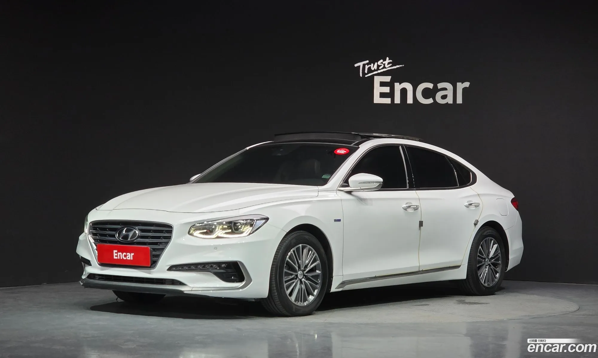 Hyundai Grandeur IG Hybrid 2017 — 4