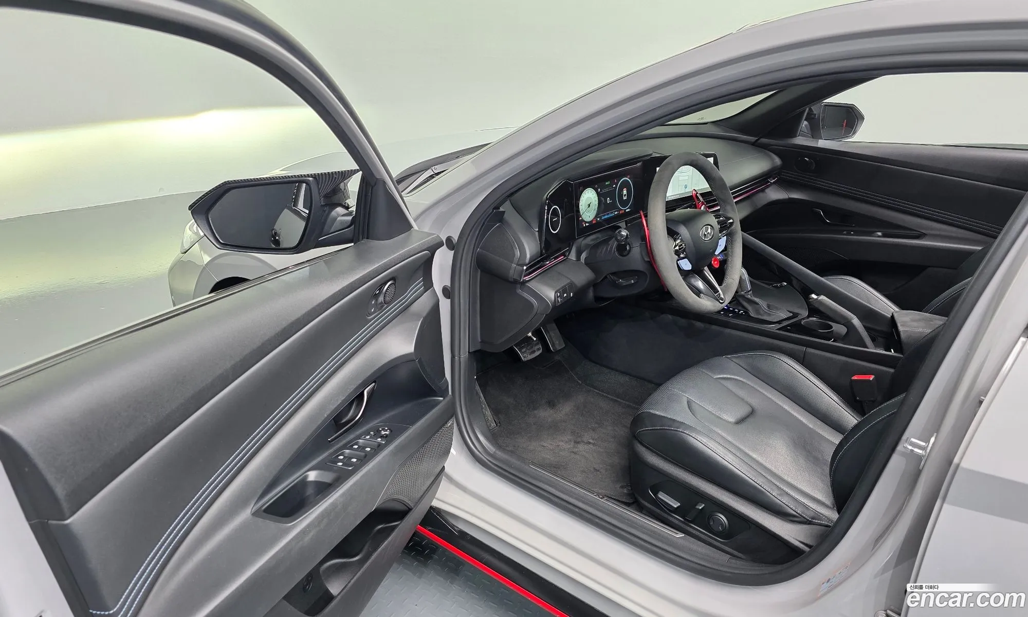Hyundai Elantra 2021 — 32