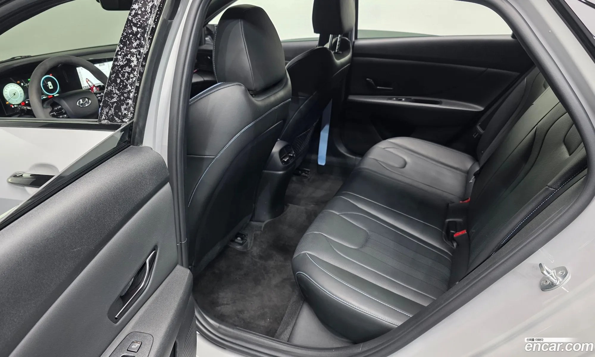 Hyundai Elantra 2021 — 9