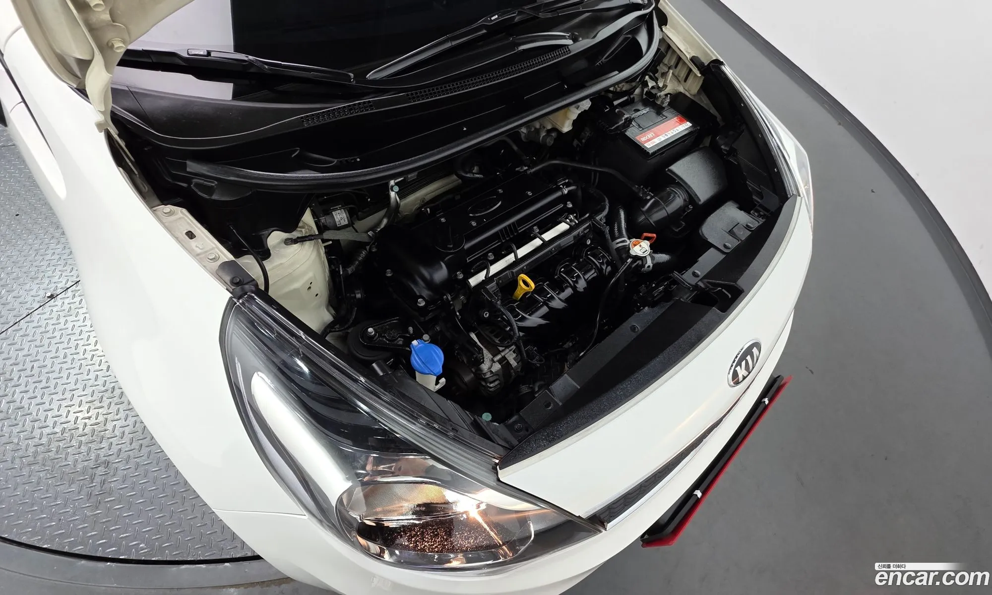 Kia Pride 2015 — 9